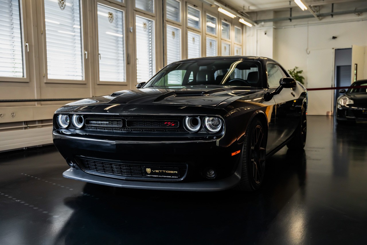 DODGE Challenger 6.4 V8 SRT HEMI-showroom-element-2