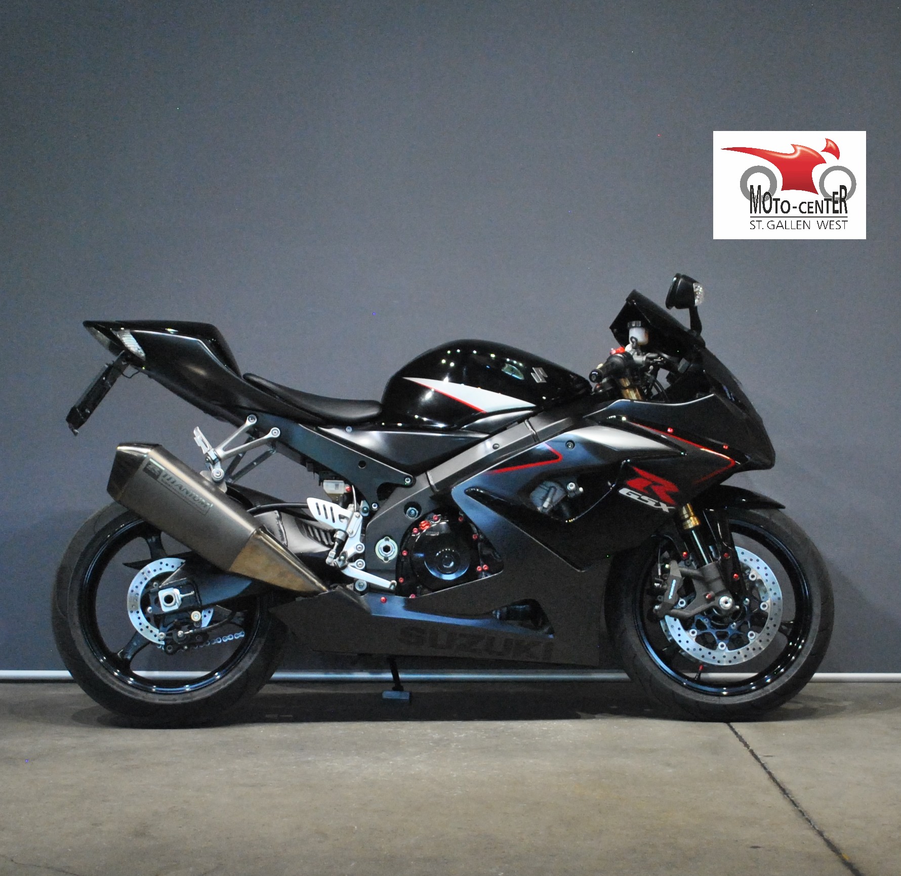 SUZUKI GSX-R 1000-image-1