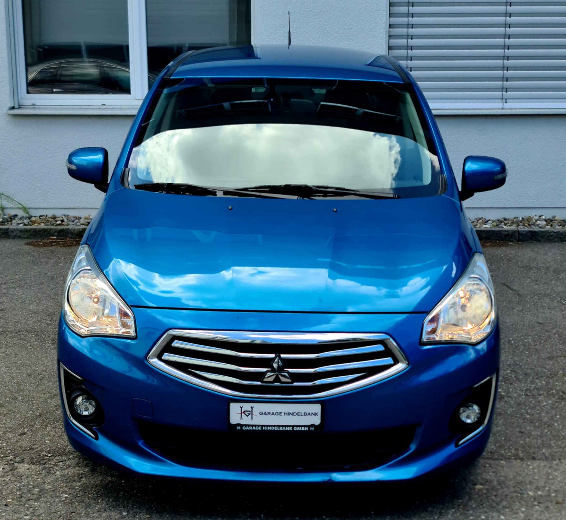 MITSUBISHI Attrage 1.2 Style CVT-showroom-element-3