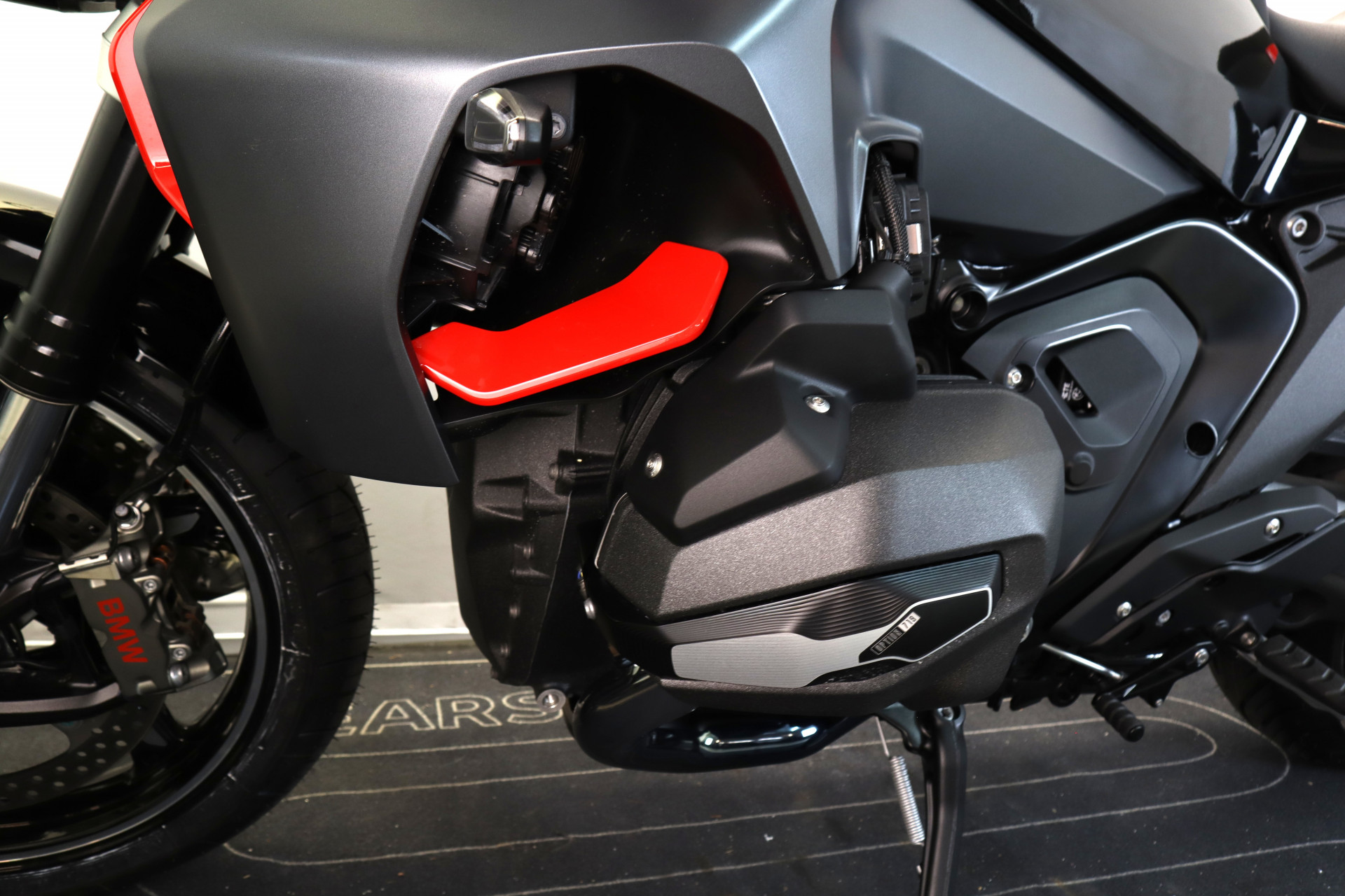 BMW R 1300 R-image-4