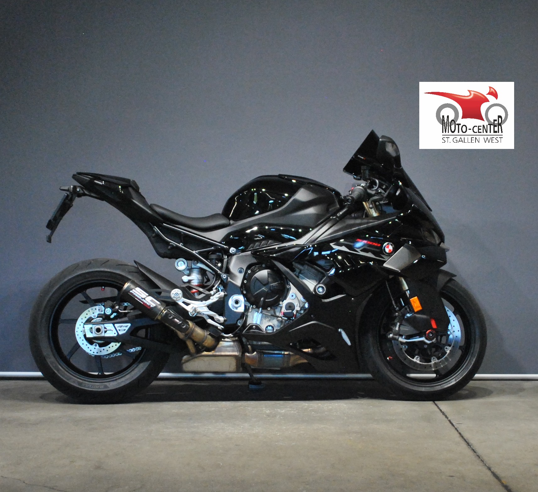 BMW S 1000 RR-showroom-element-1