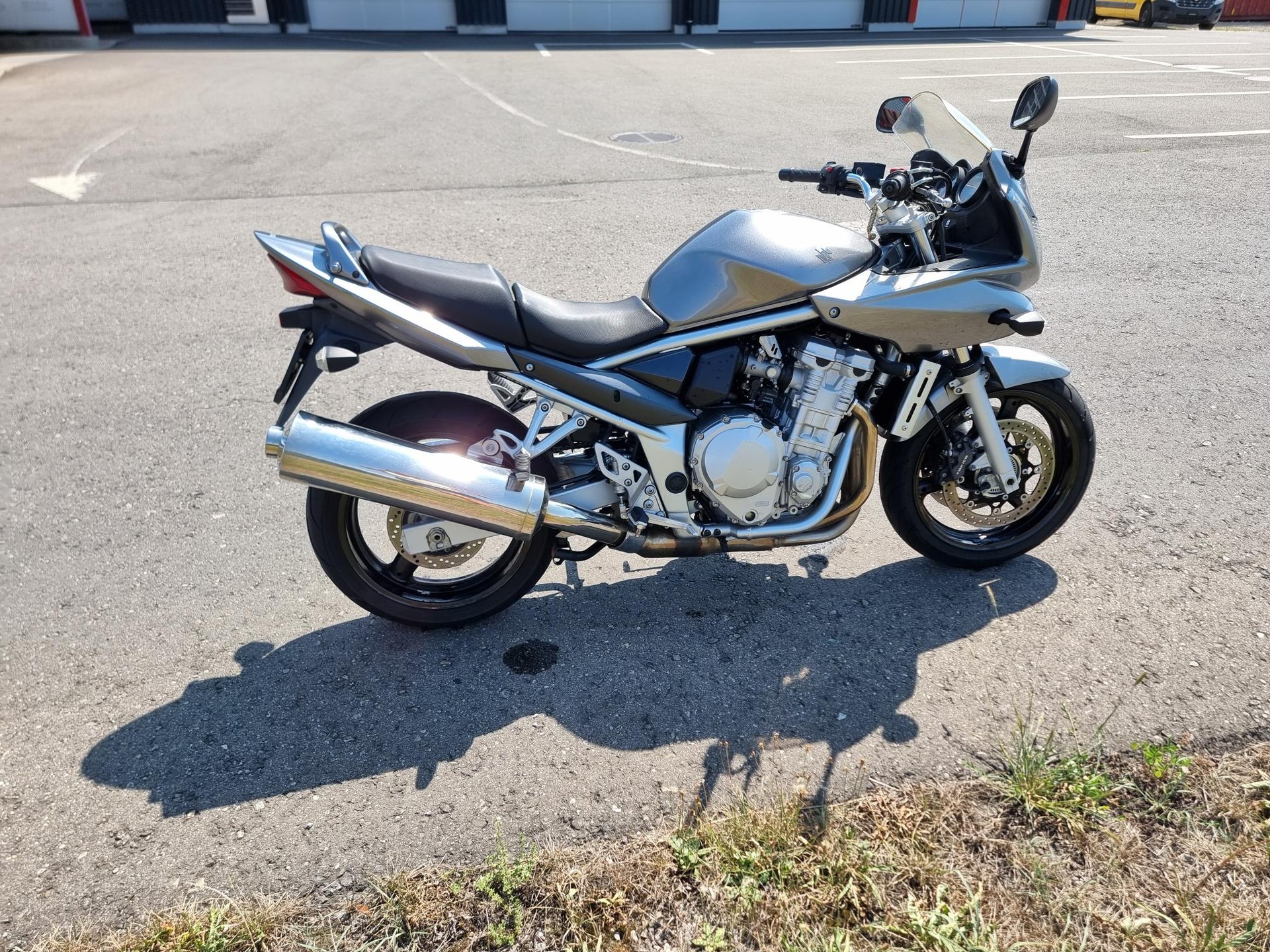 SUZUKI SA Bandit-image-3