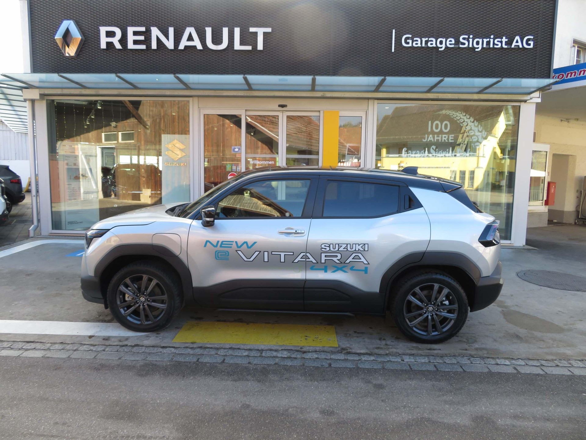 SUZUKI e Vitara Compact Top 4x4