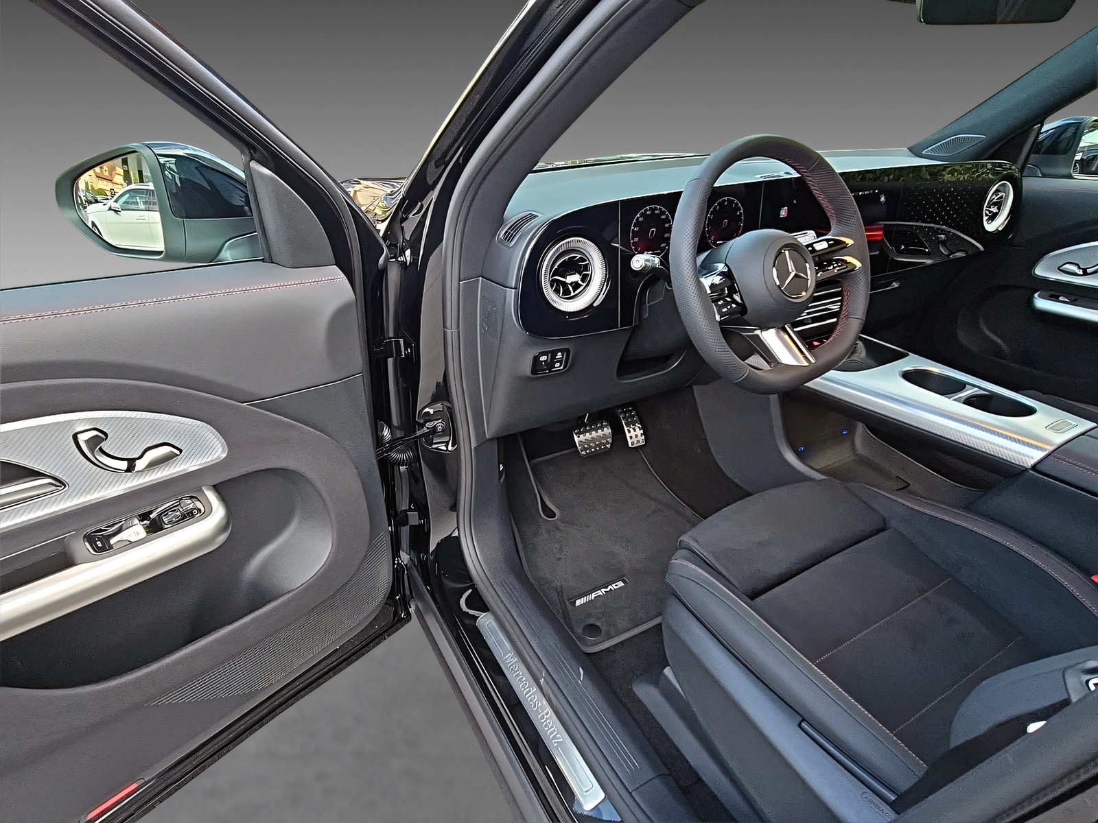 MERCEDES-BENZ GLB 220 4Matic-image-13