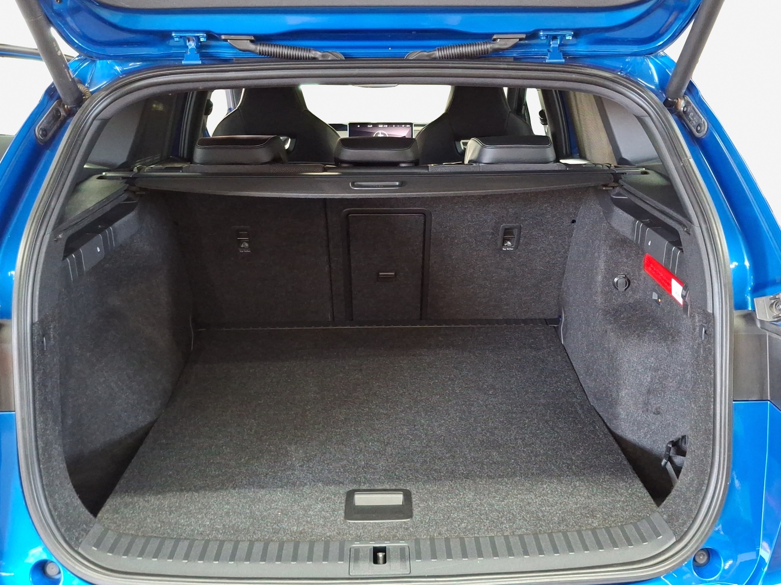 SKODA Enyaq iV 80x SportLine-image-12