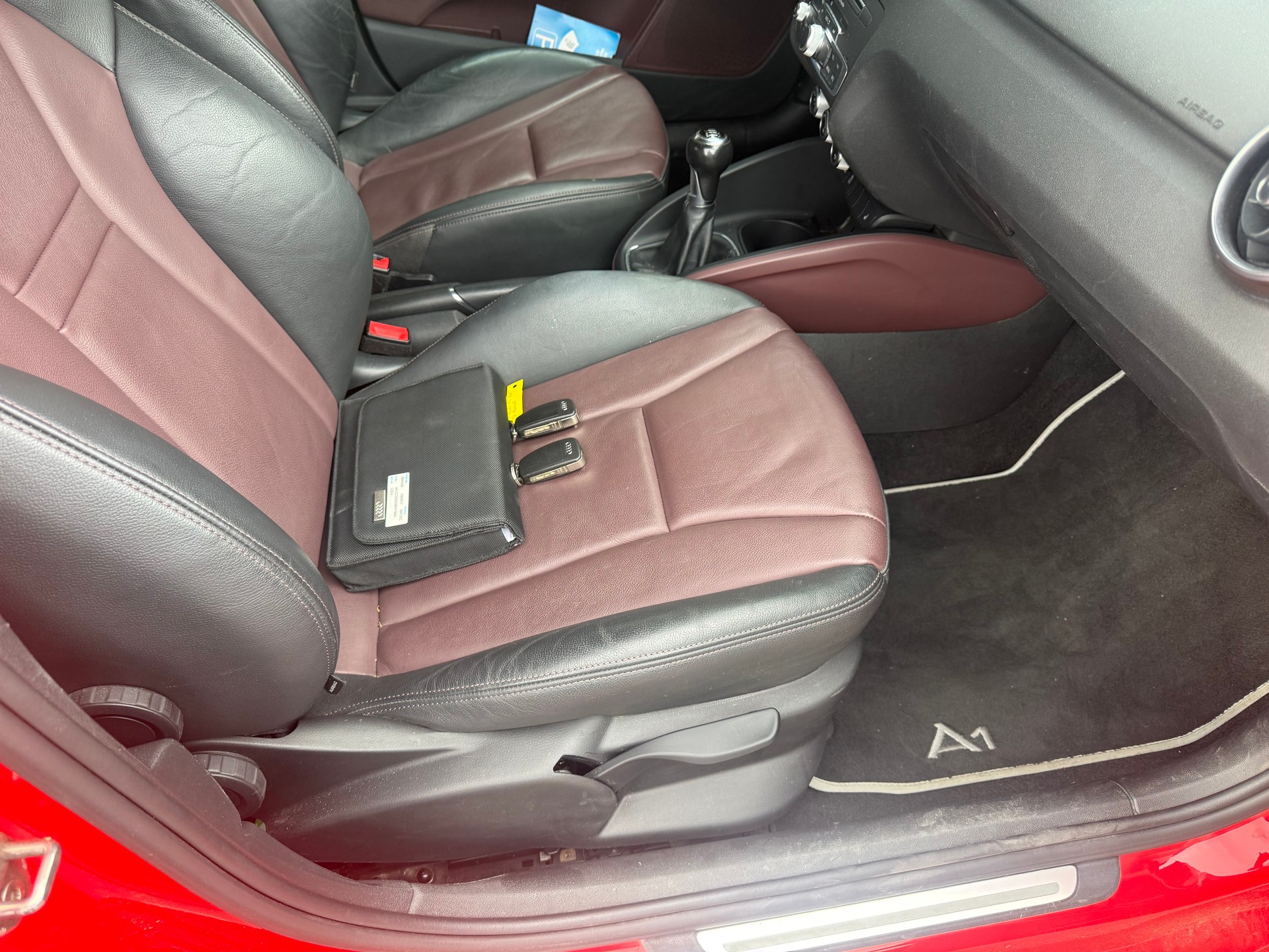 AUDI A1 Sportback 1.4 TFSI Design-image-9