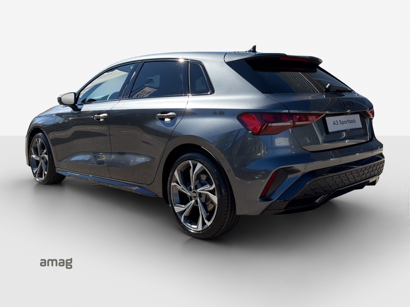 AUDI A3 Sportback TFSI 110 kW S line Attraction S tronic-showroom-element-2