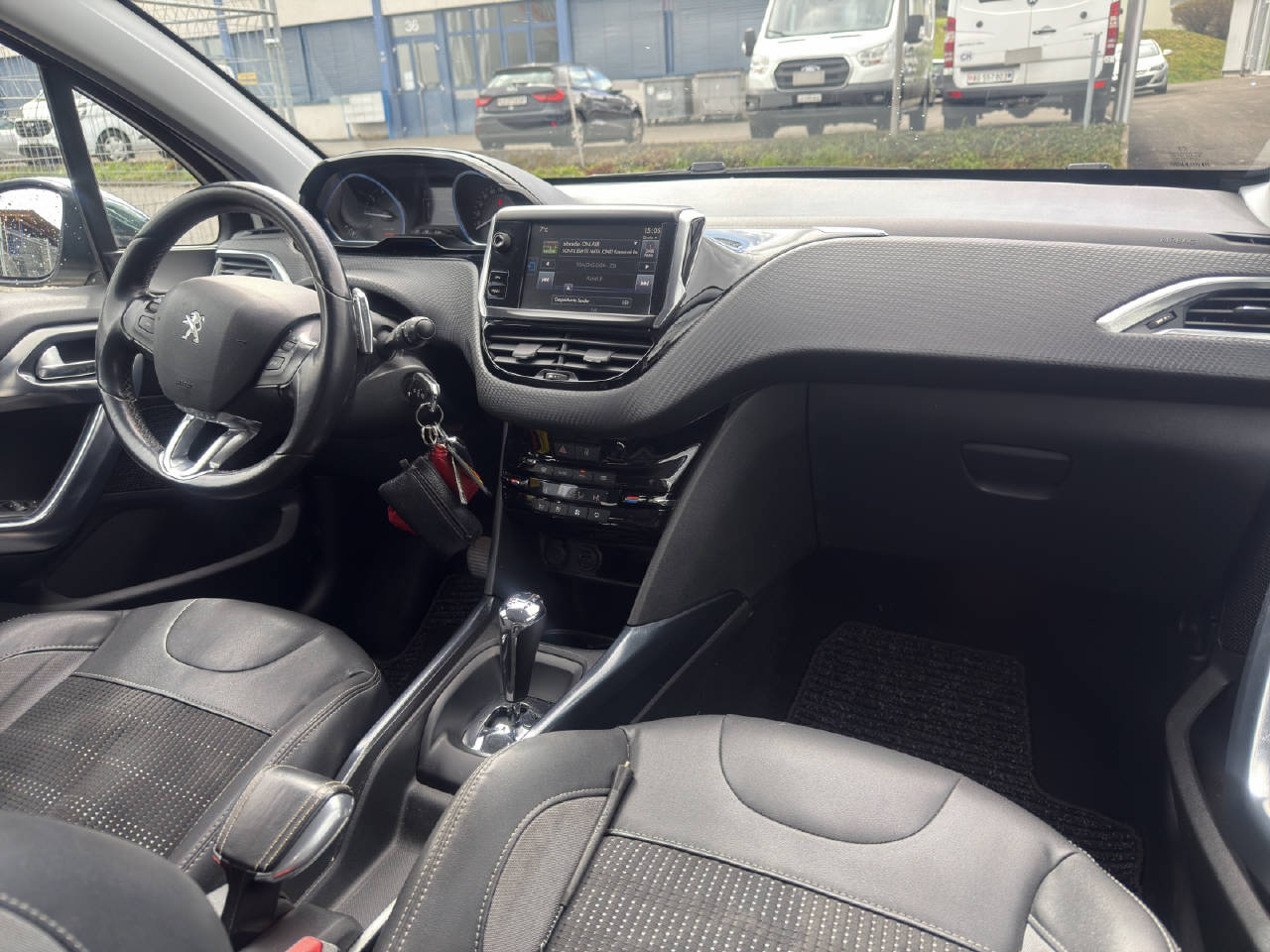 PEUGEOT 2008 1.2 PureTech Active EGS S/S Ersatzwagen-image-6