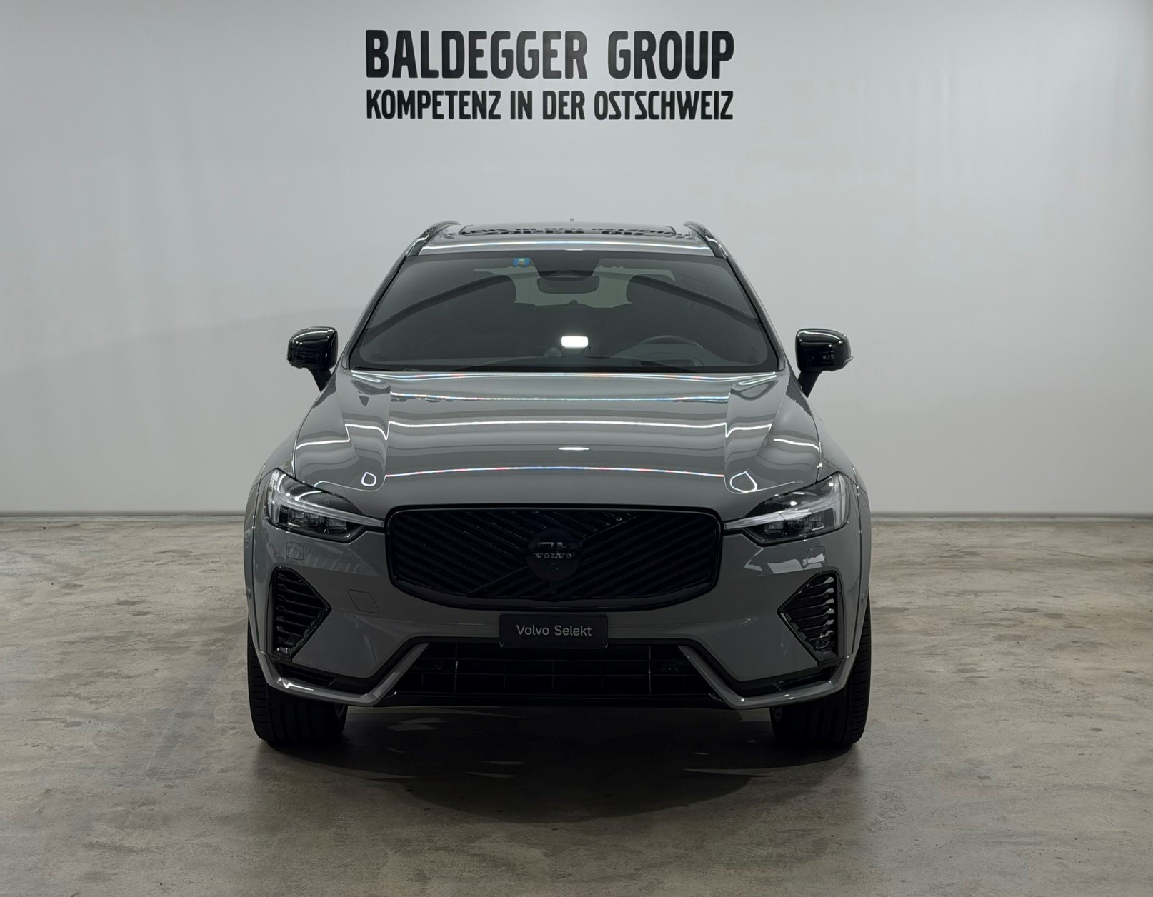 VOLVO XC60 2.0 T8 TE Black Edition e-image-7