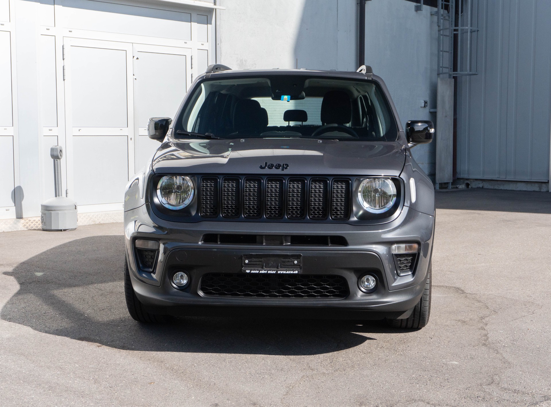 JEEP Renegade 1.5 MHEV Limited-showroom-element-1
