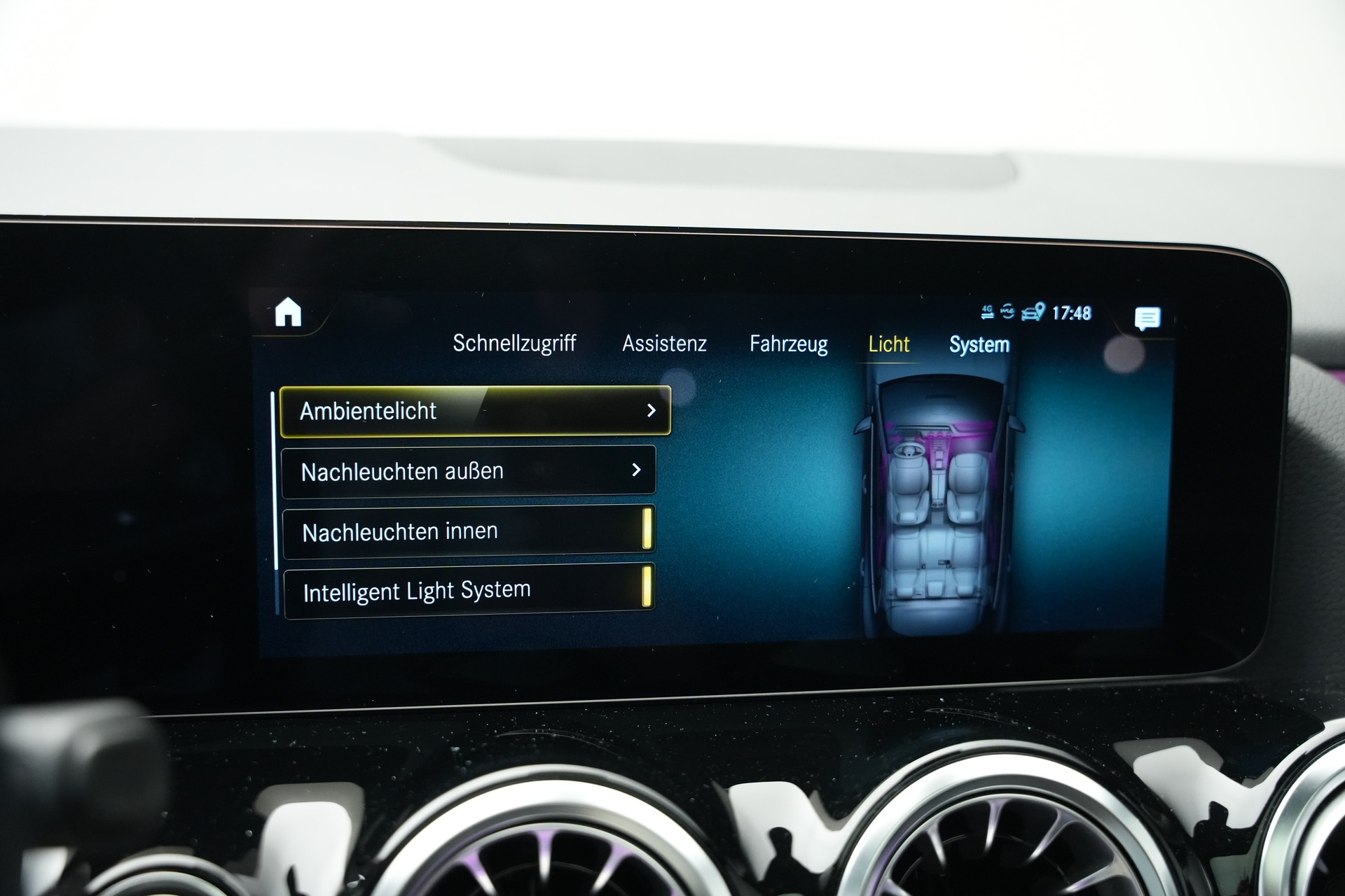 MERCEDES-BENZ GLA 250 4Matic AMG Line 8G-DCT *CH-Fahrzeug* *Panorama*-image-20