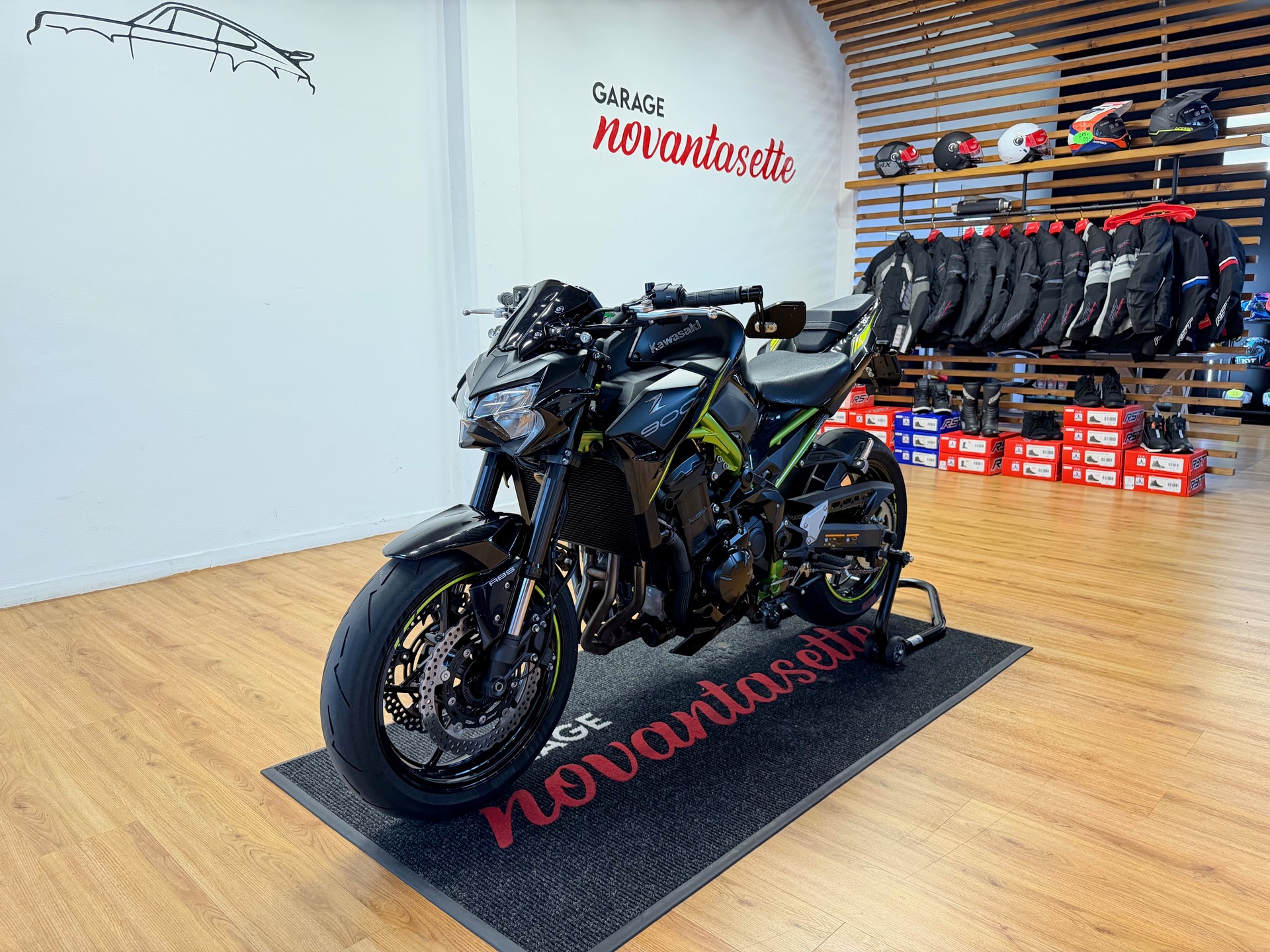 KAWASAKI Z 900 (35kW)-image-0