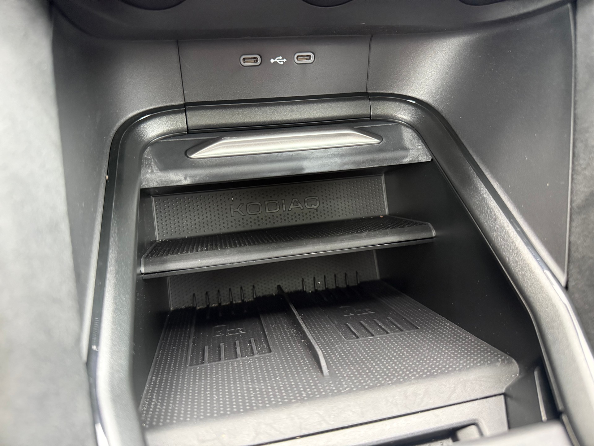 SKODA Kodiaq 2.0 TSI SportLine 4x4 7 SITZER-image-27