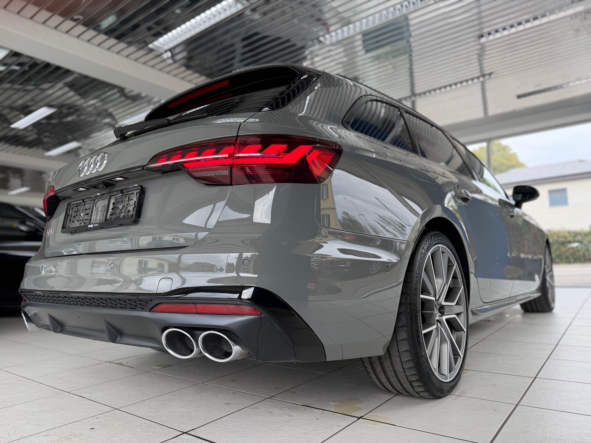 AUDI S4 Avant 3.0 TDI quattro tiptronic-image-5