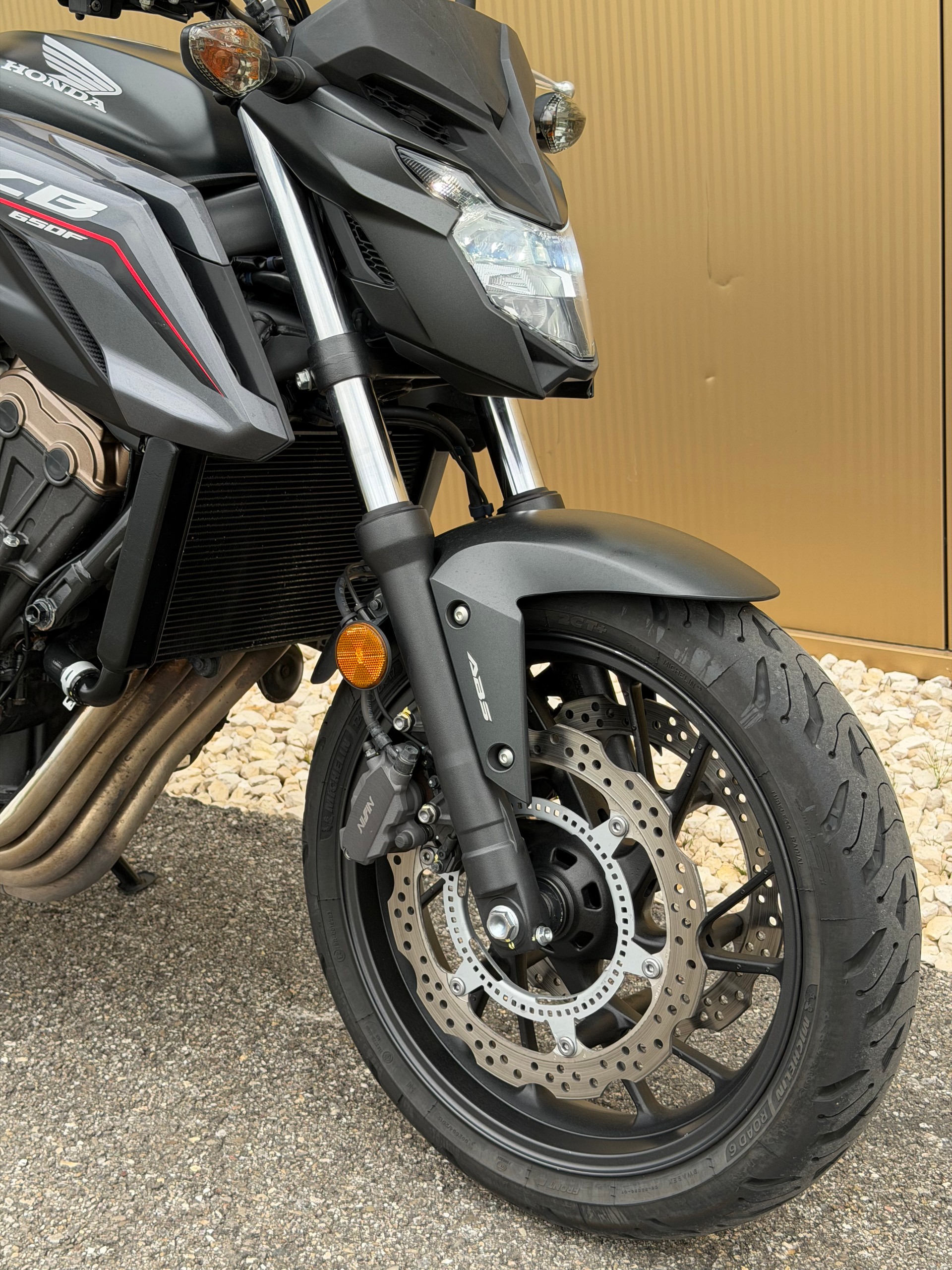 HONDA CB 650 F ABS-image-1