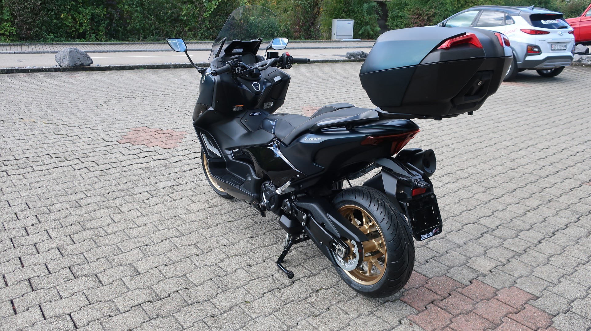 YAMAHA T-MAX Tech-Max XP 560-image-5
