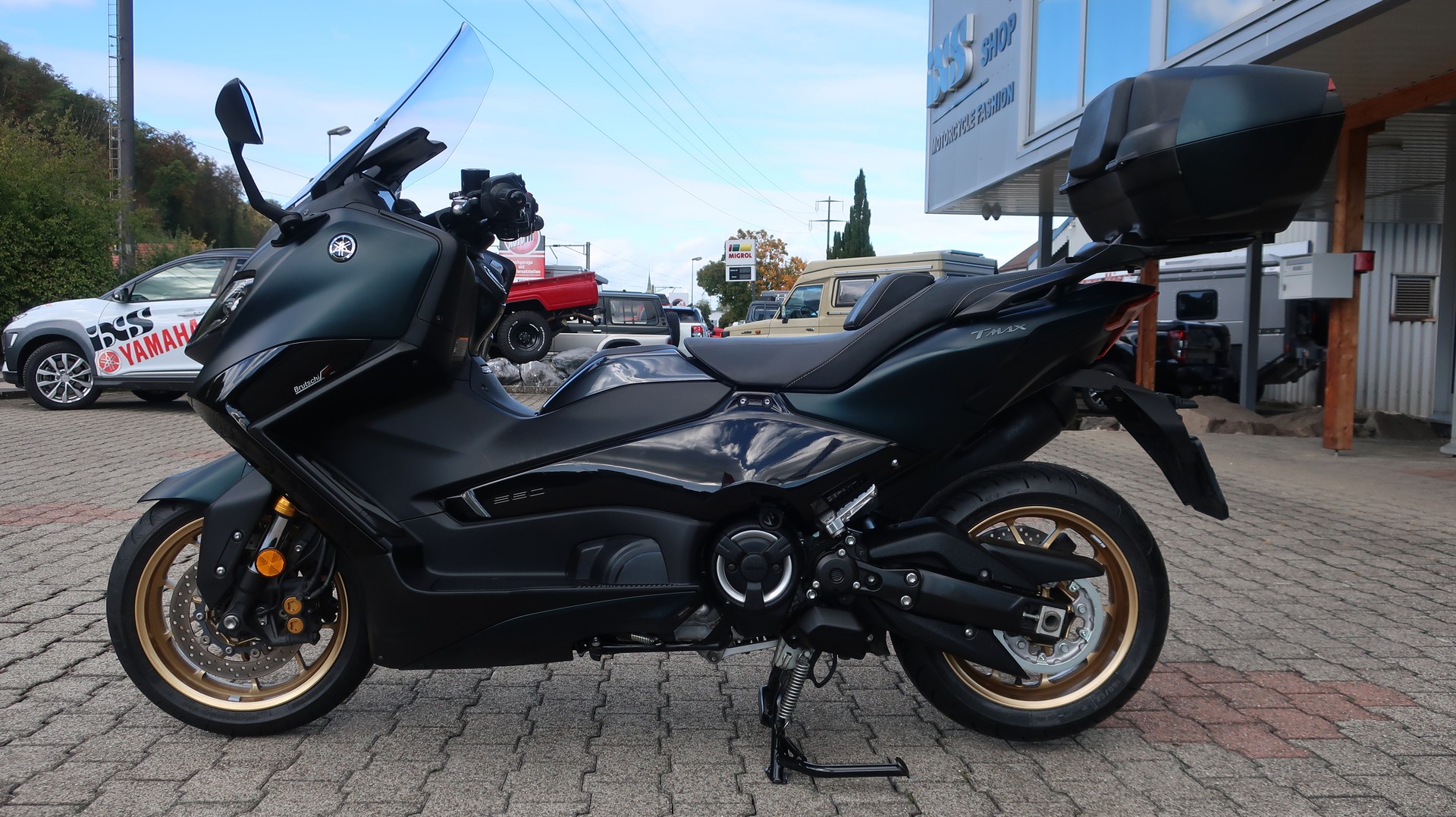 YAMAHA T-MAX Tech-Max XP 560-image-1