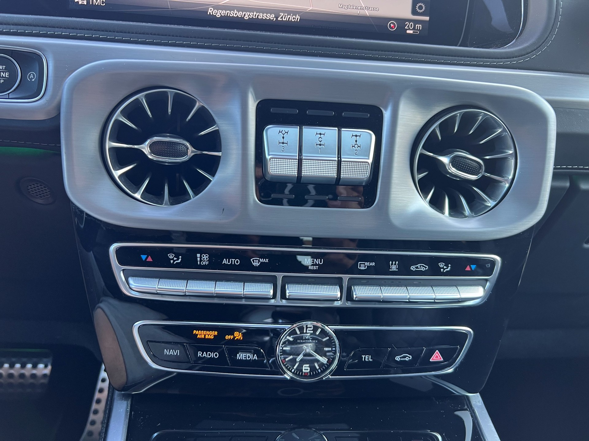 MERCEDES-BENZ G 63 AMG Speedshift Plus G-Tronic-image-25