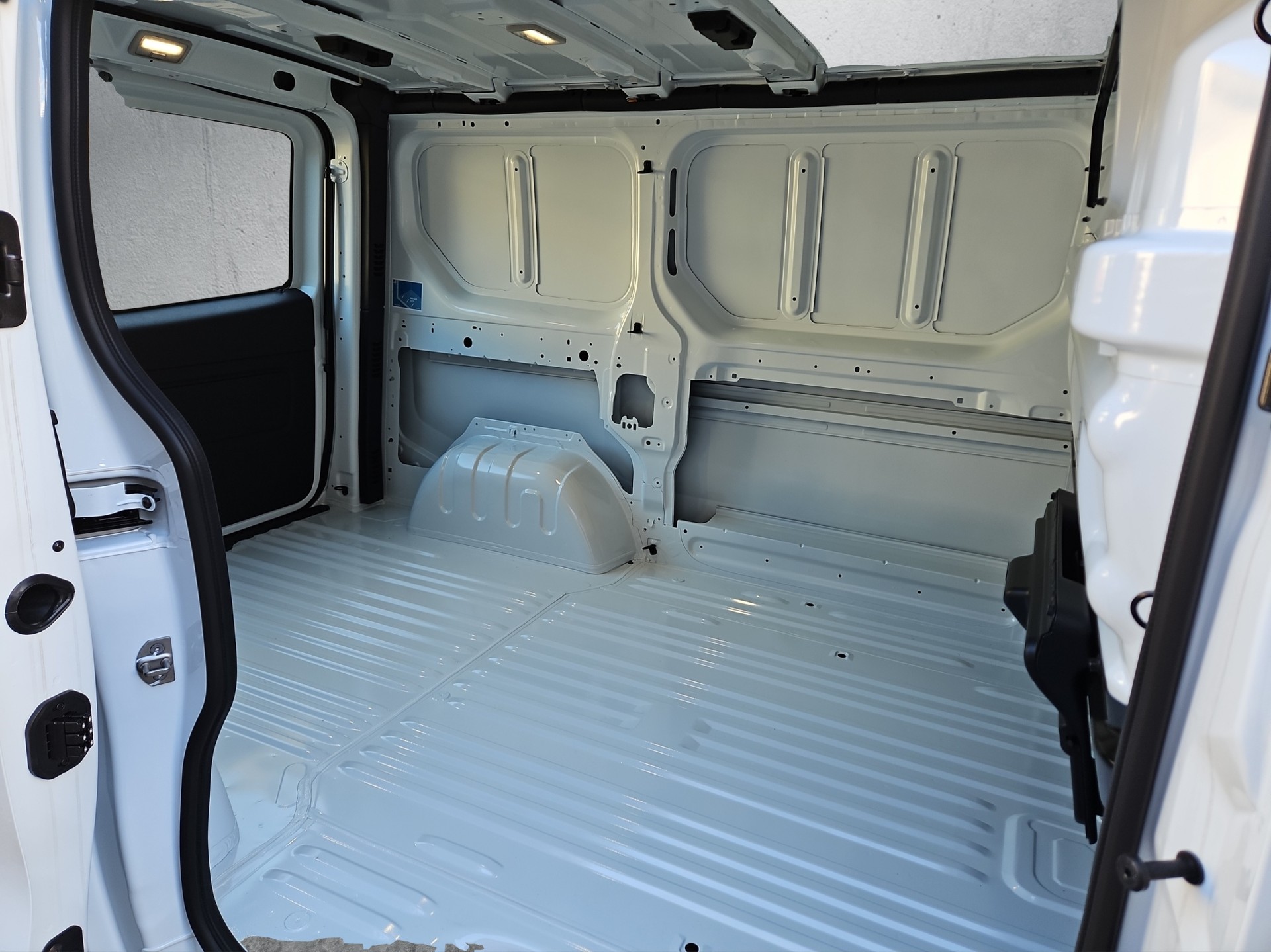 NISSAN Primastar 150 3.0 L1H1 N-Connecta HK M LRB - LEASING AB CHF 449.- mtl-image-19