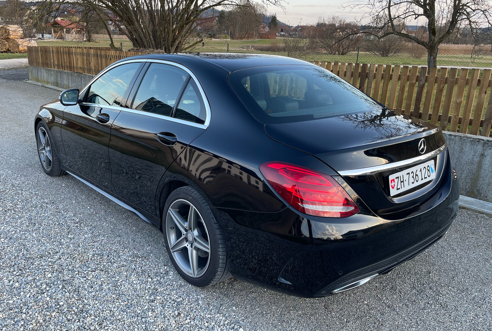 MERCEDES-BENZ C 250 d AMG Line 9G-Tronic-image-2