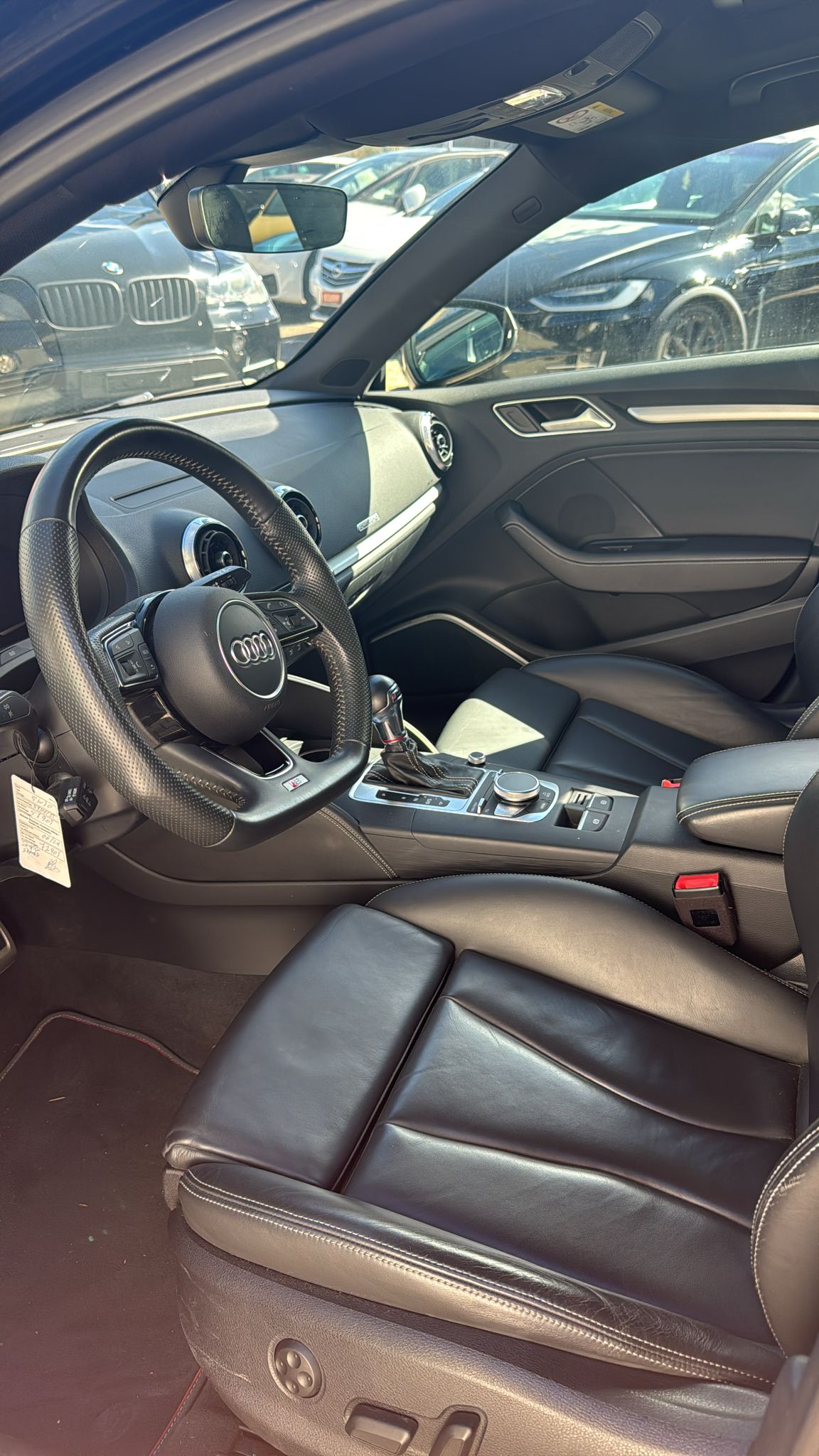 AUDI S3 Sportback 2.0 TFSI quattro S-tronic-image-3