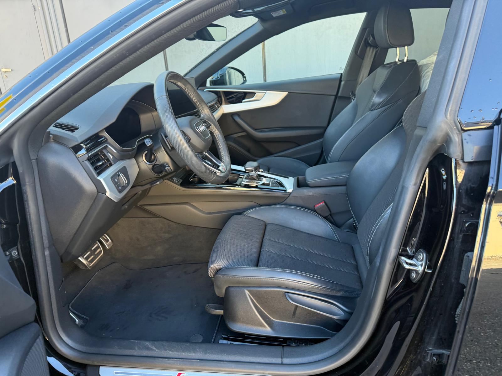 AUDI A5 Sportback 35 TDI advanced Attraction S-tronic-image-11
