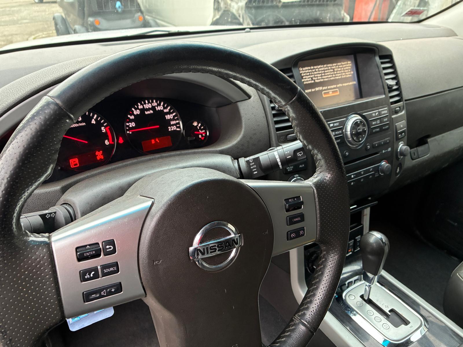 NISSAN PATHFINDER-image-3