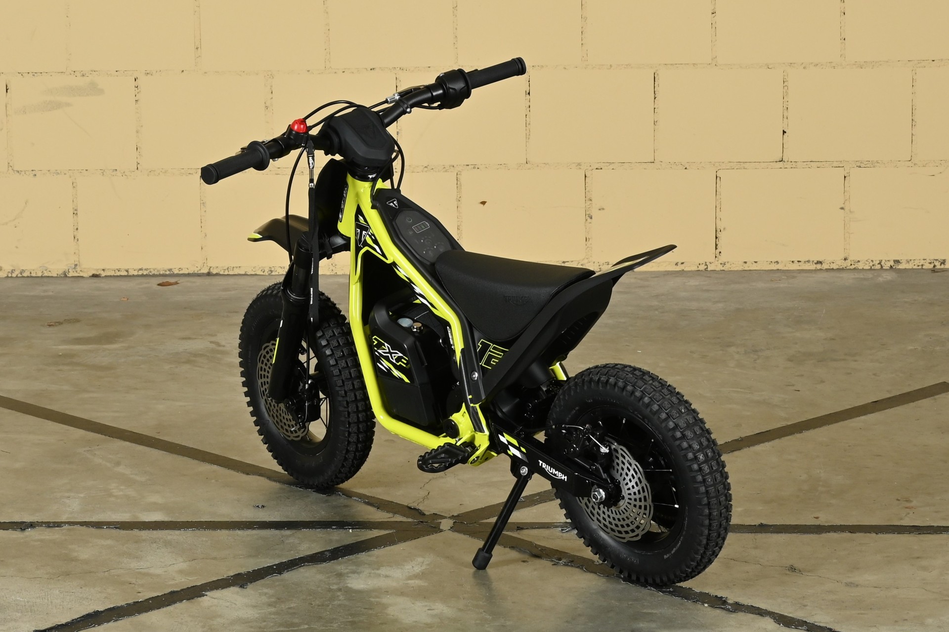 TRIUMPH TXP-12 Oset-image-4