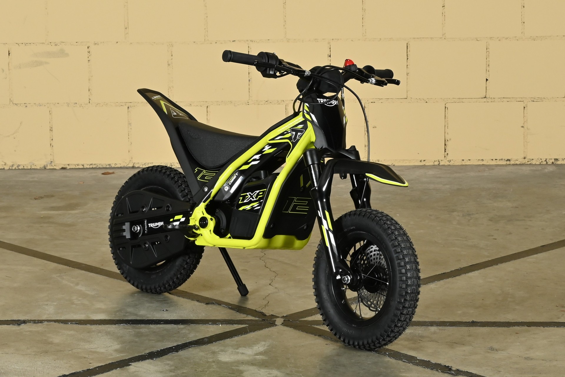 TRIUMPH TXP-12 Oset-image-1