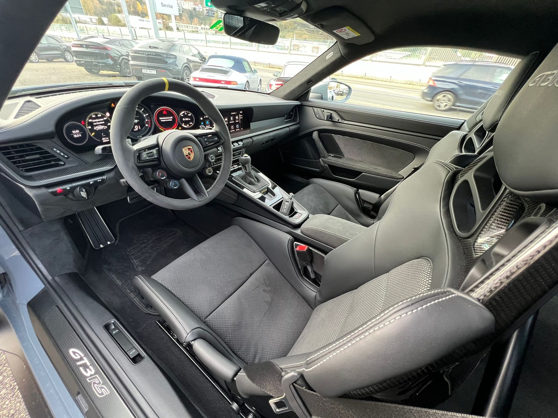 PORSCHE GT3 RS-image-7