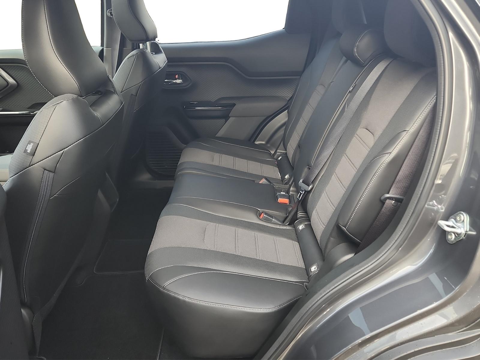 SUZUKI e Vitara Compact Top 4x4-image-27