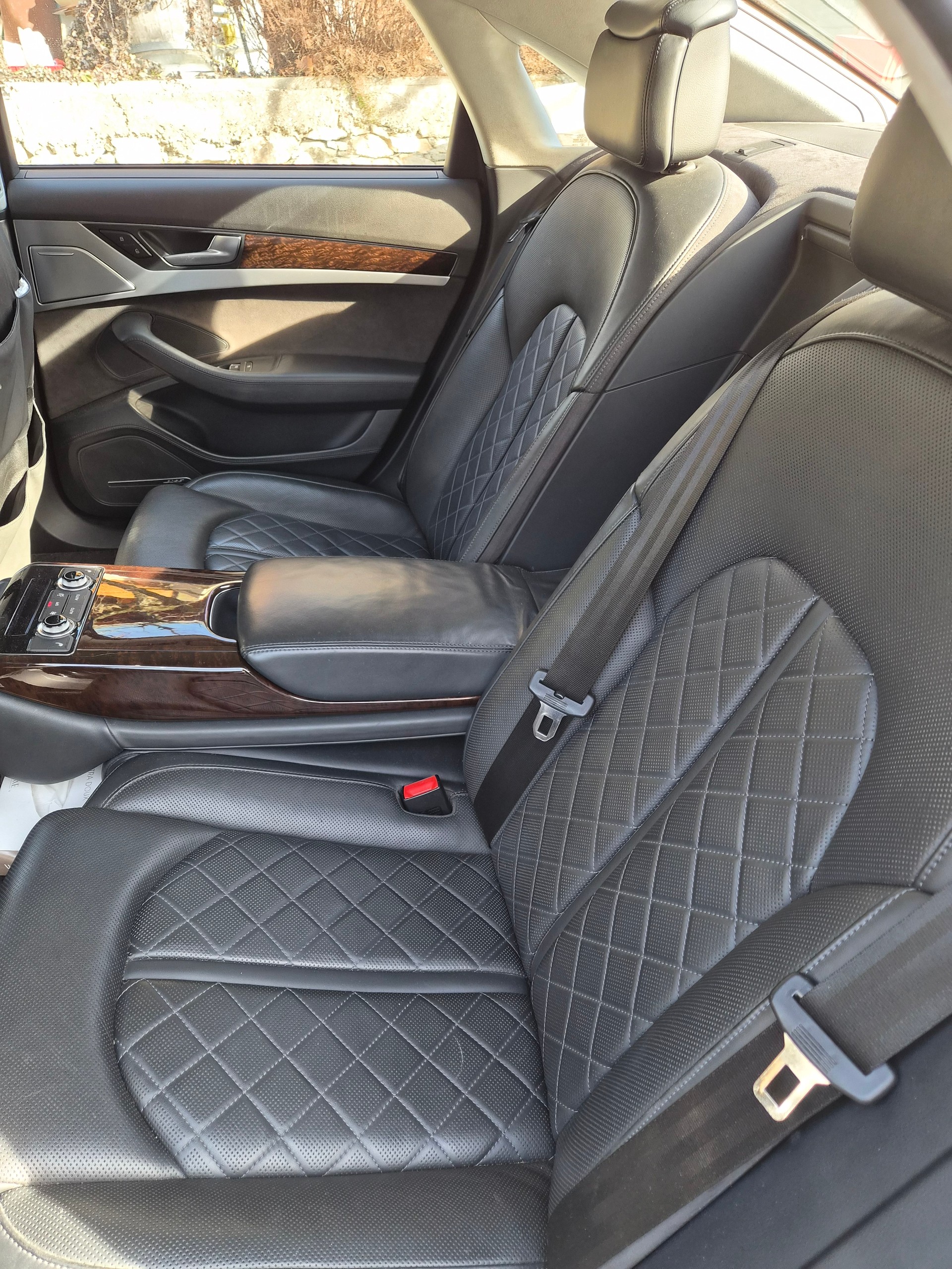 AUDI A8 4.2 TDI quattro tiptronic-image-8