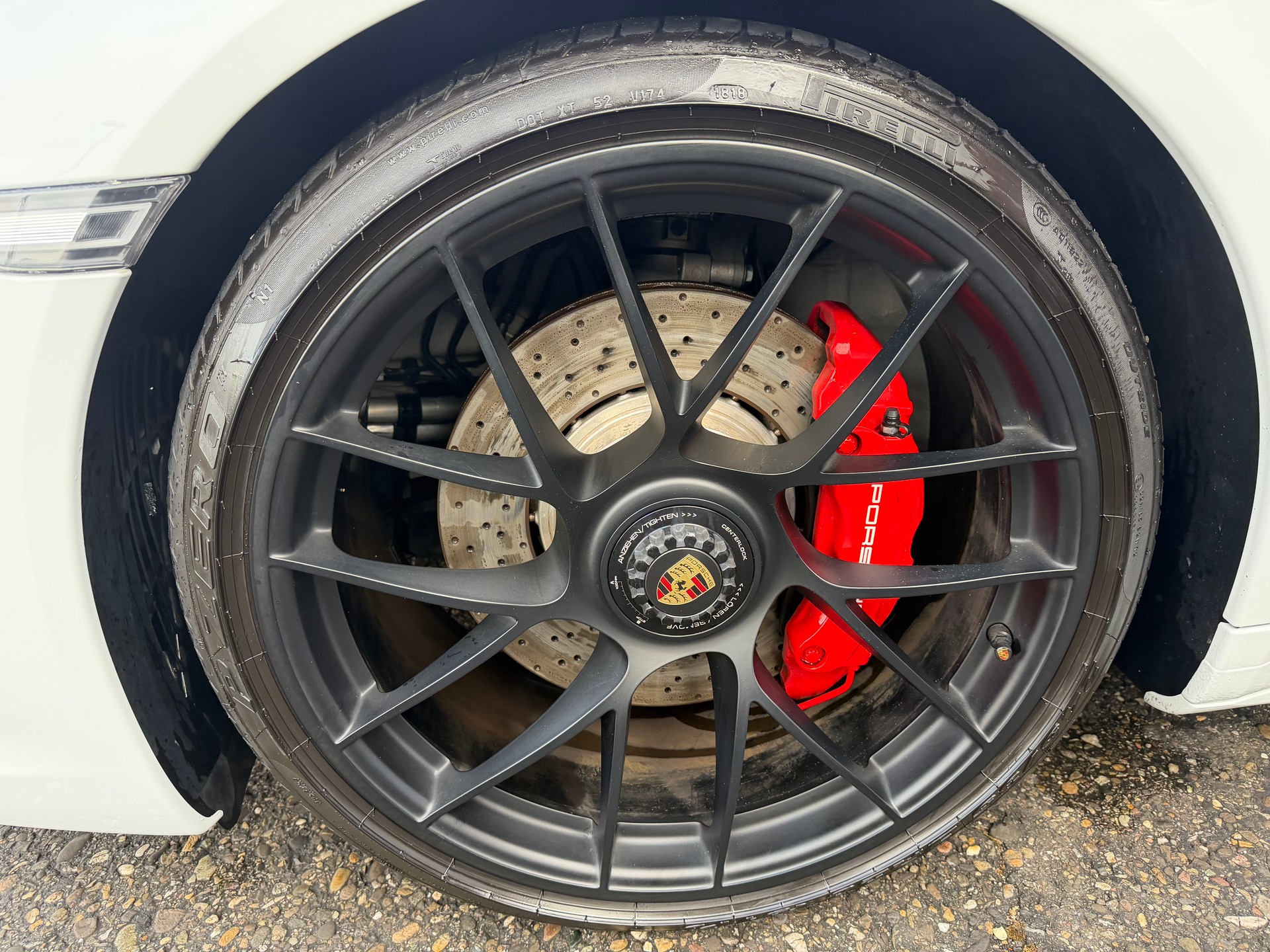 PORSCHE 911 Carrera 4 GTS PDK-image-4