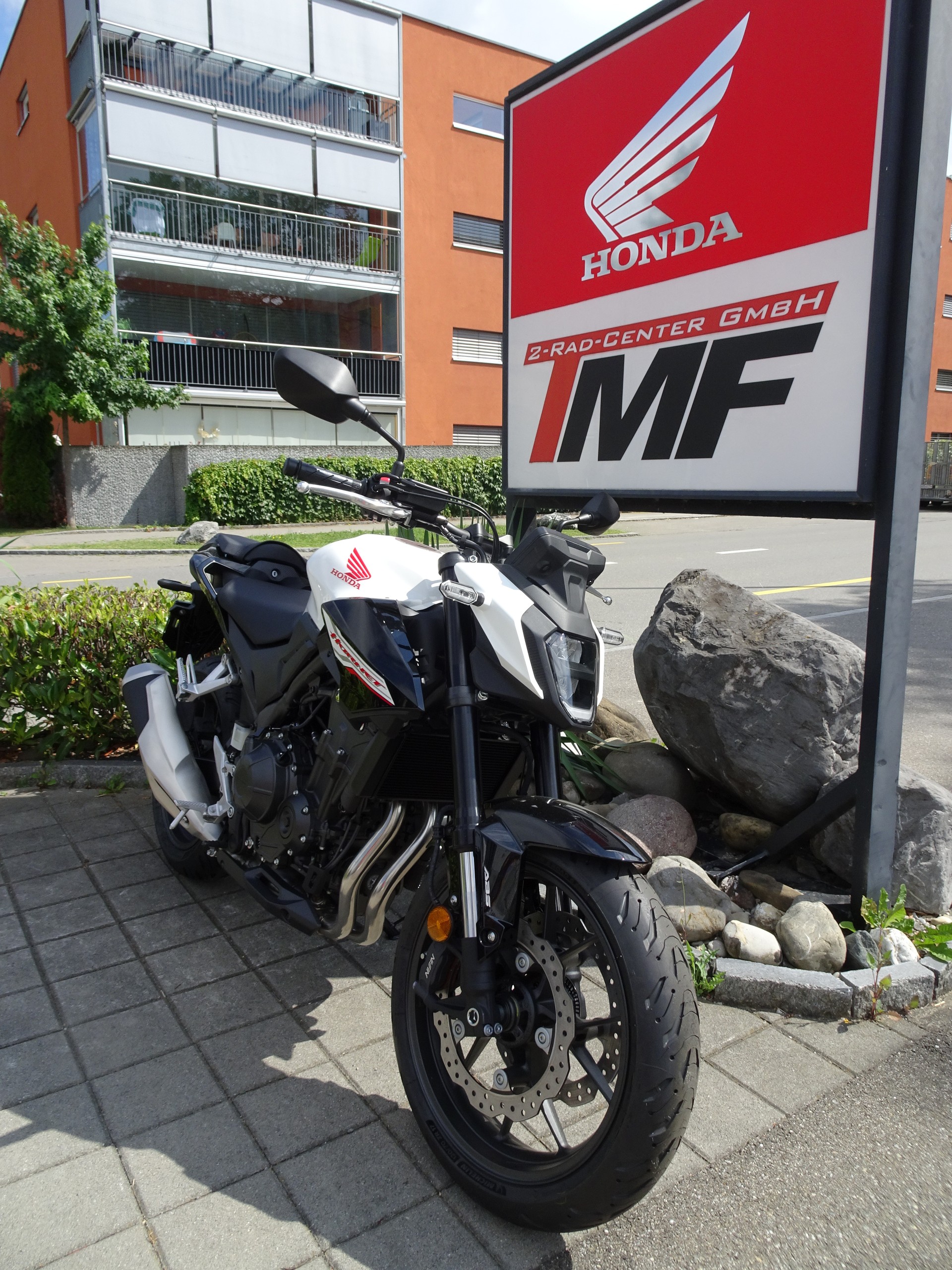 HONDA CB 500 Hornet-image-1