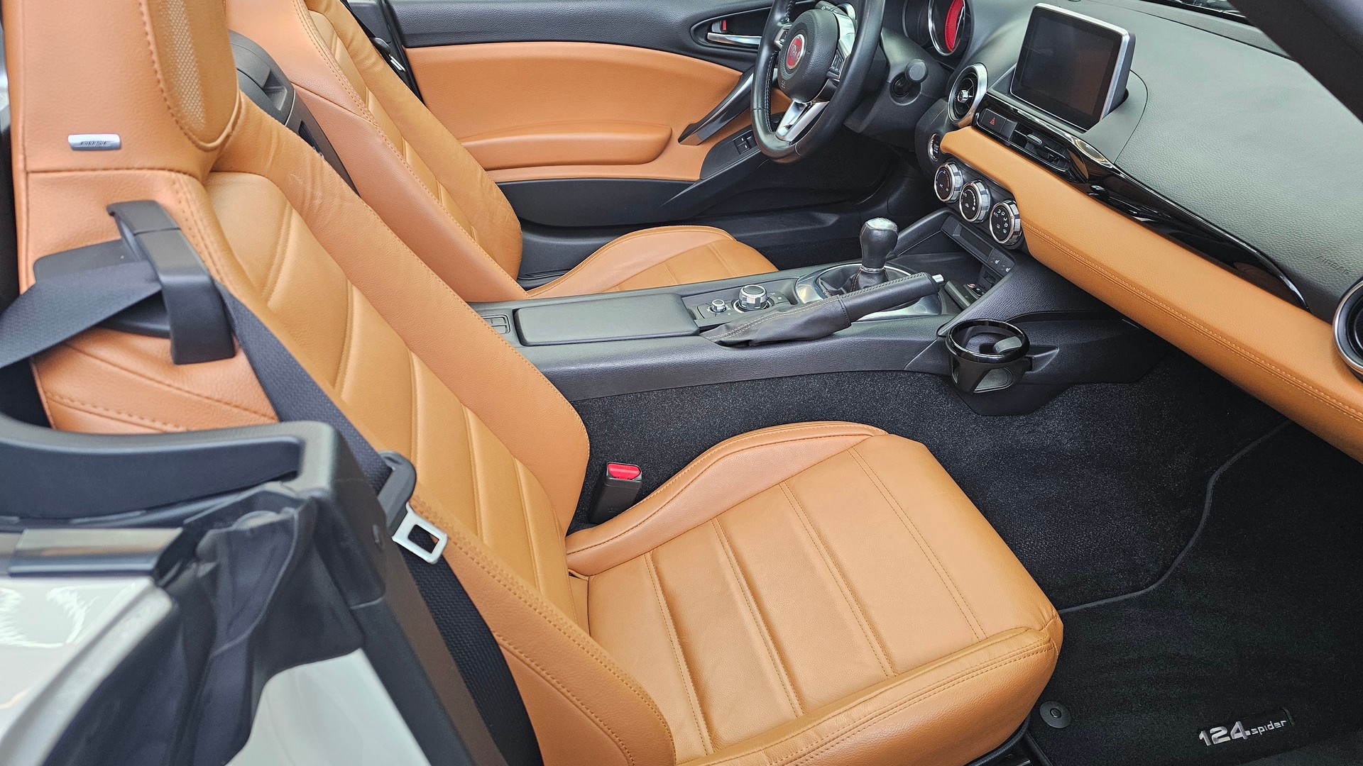 FIAT 124 Spider 1.4 TB Lusso-image-10