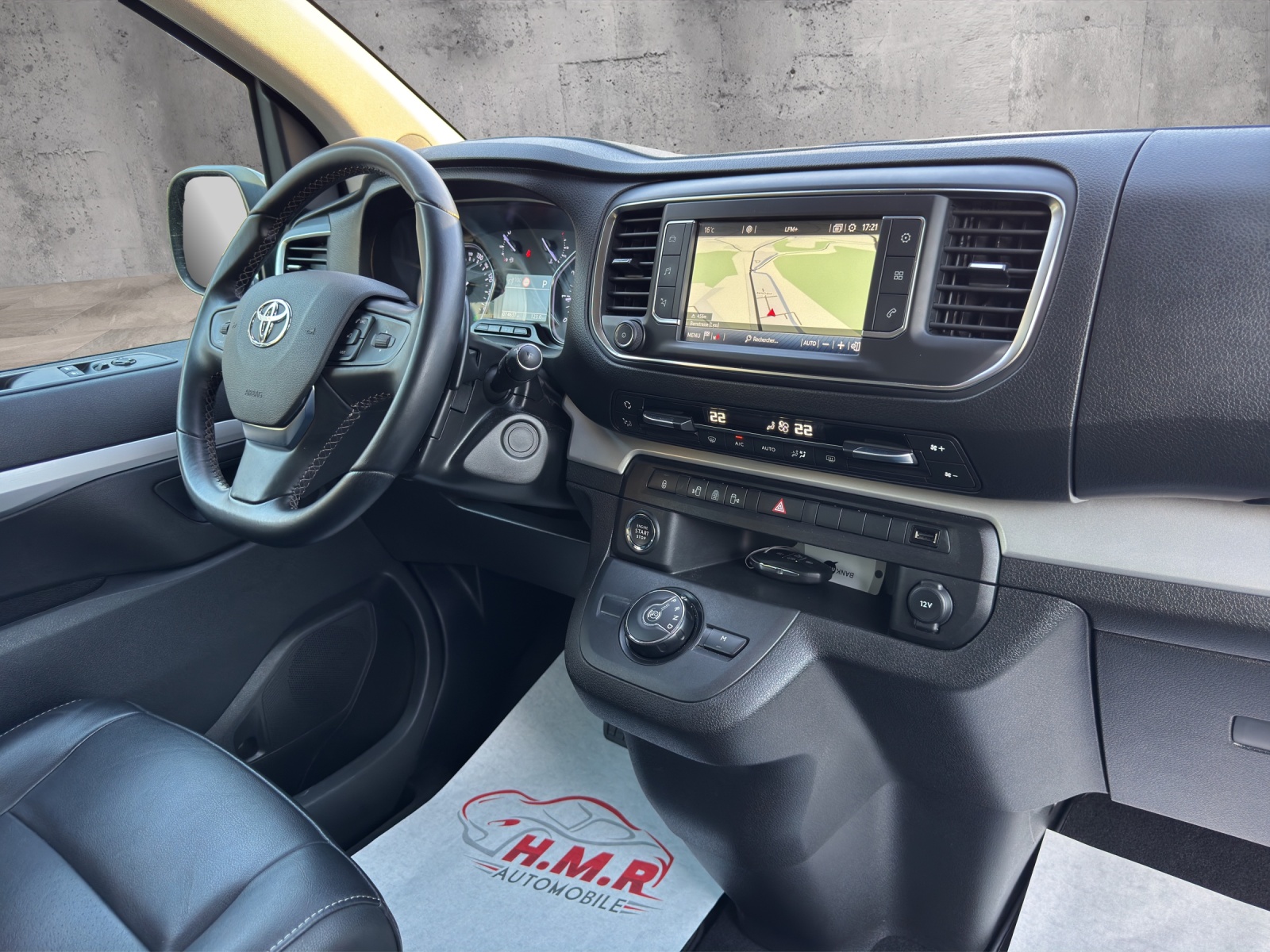 TOYOTA Proace Verso 2.0 D-4D VIP Long Automatic-image-11