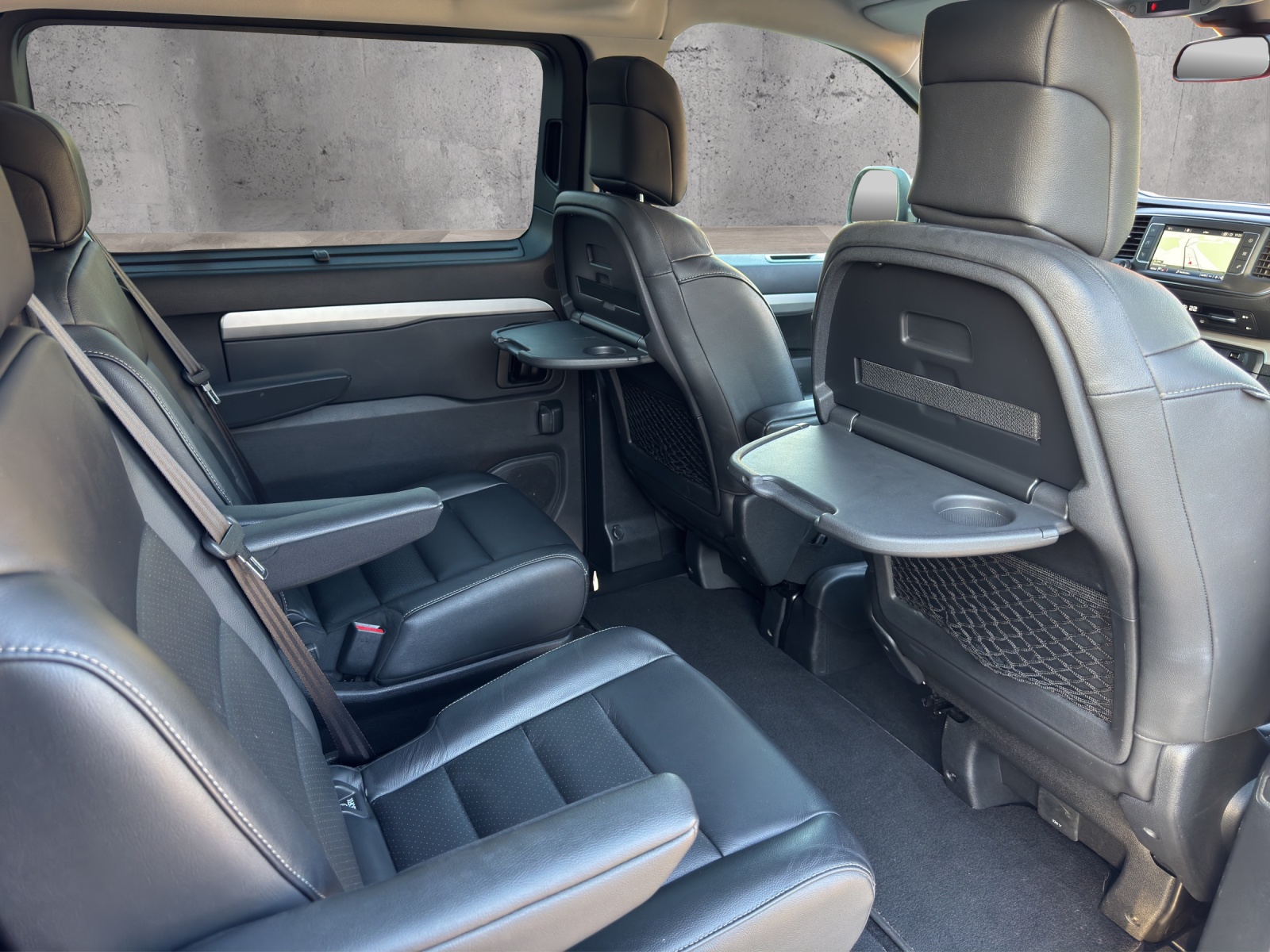 TOYOTA Proace Verso 2.0 D-4D VIP Long Automatic-image-12