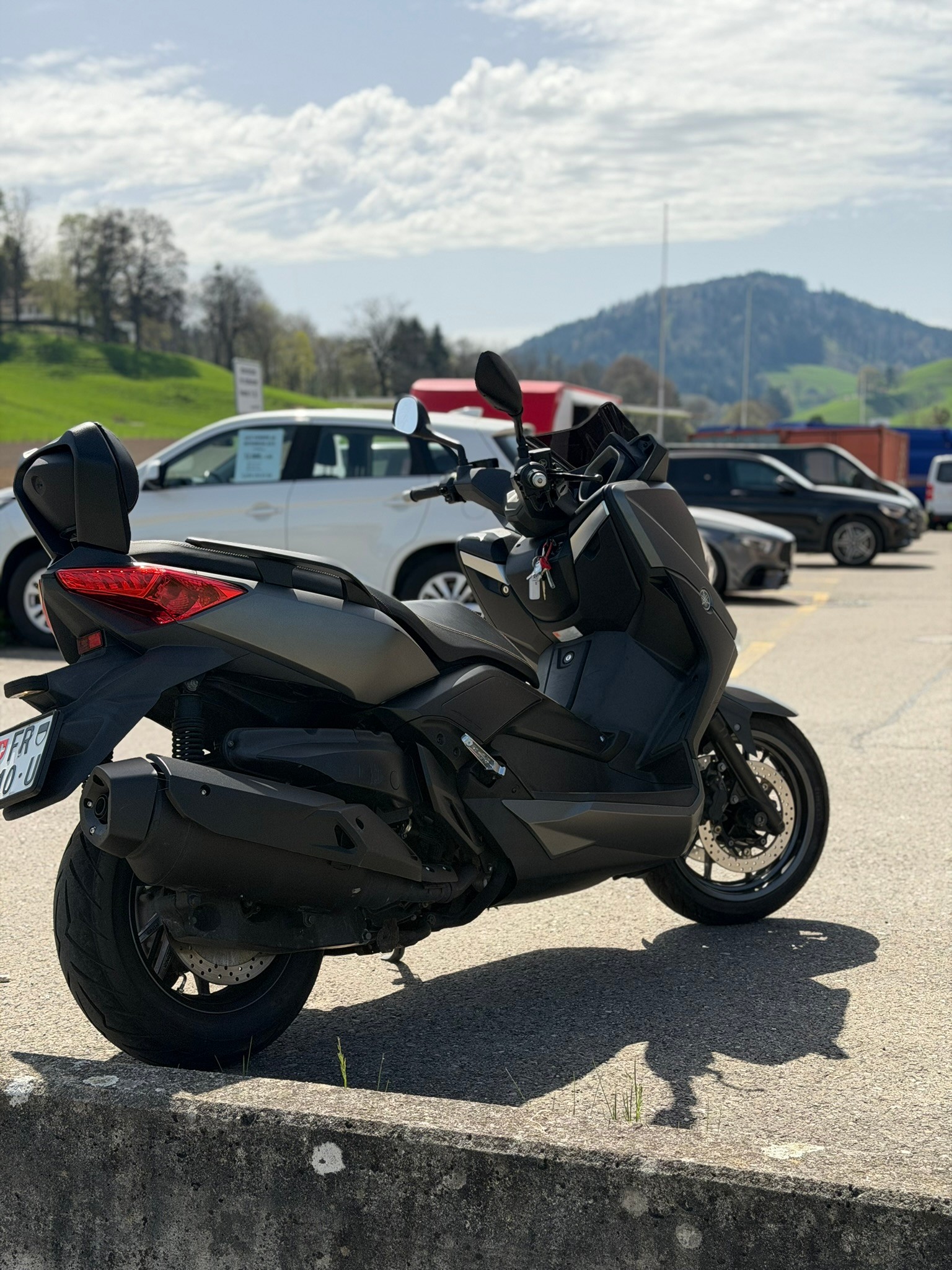 YAMAHA X-Max 400 ABS-image-1