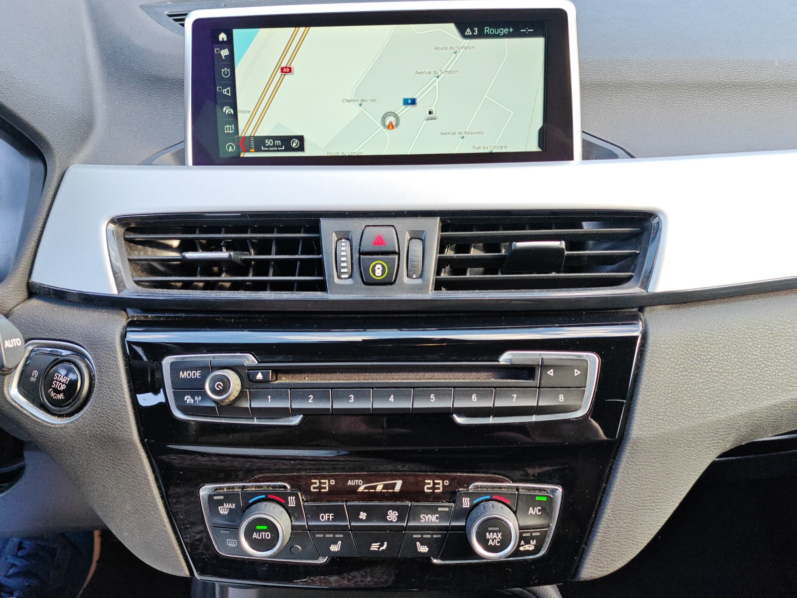 BMW X1 xDrive 18d Steptronic [Expertise du jour + Garantie 12 mois + Service & Immat. Offerts]-image-17
