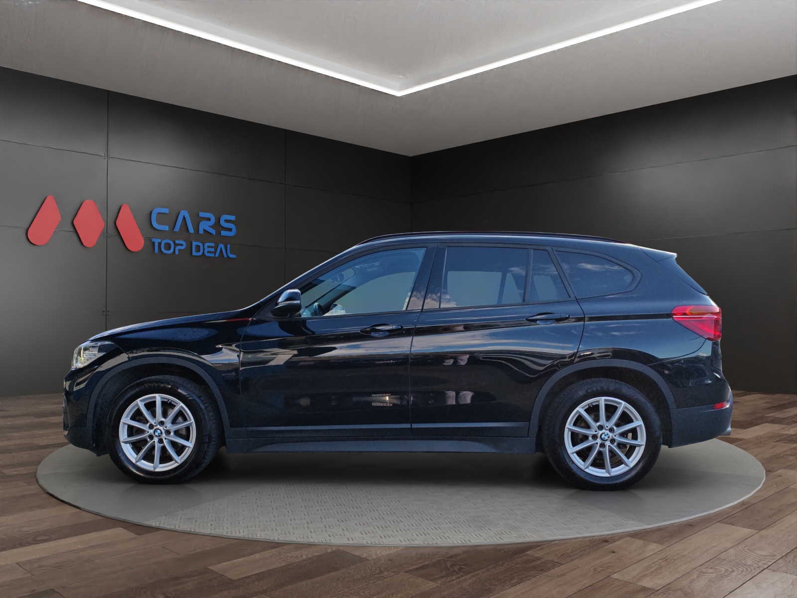 BMW X1 xDrive 18d Steptronic [Expertise du jour + Garantie 12 mois + Service & Immat. Offerts]-showroom-element-2