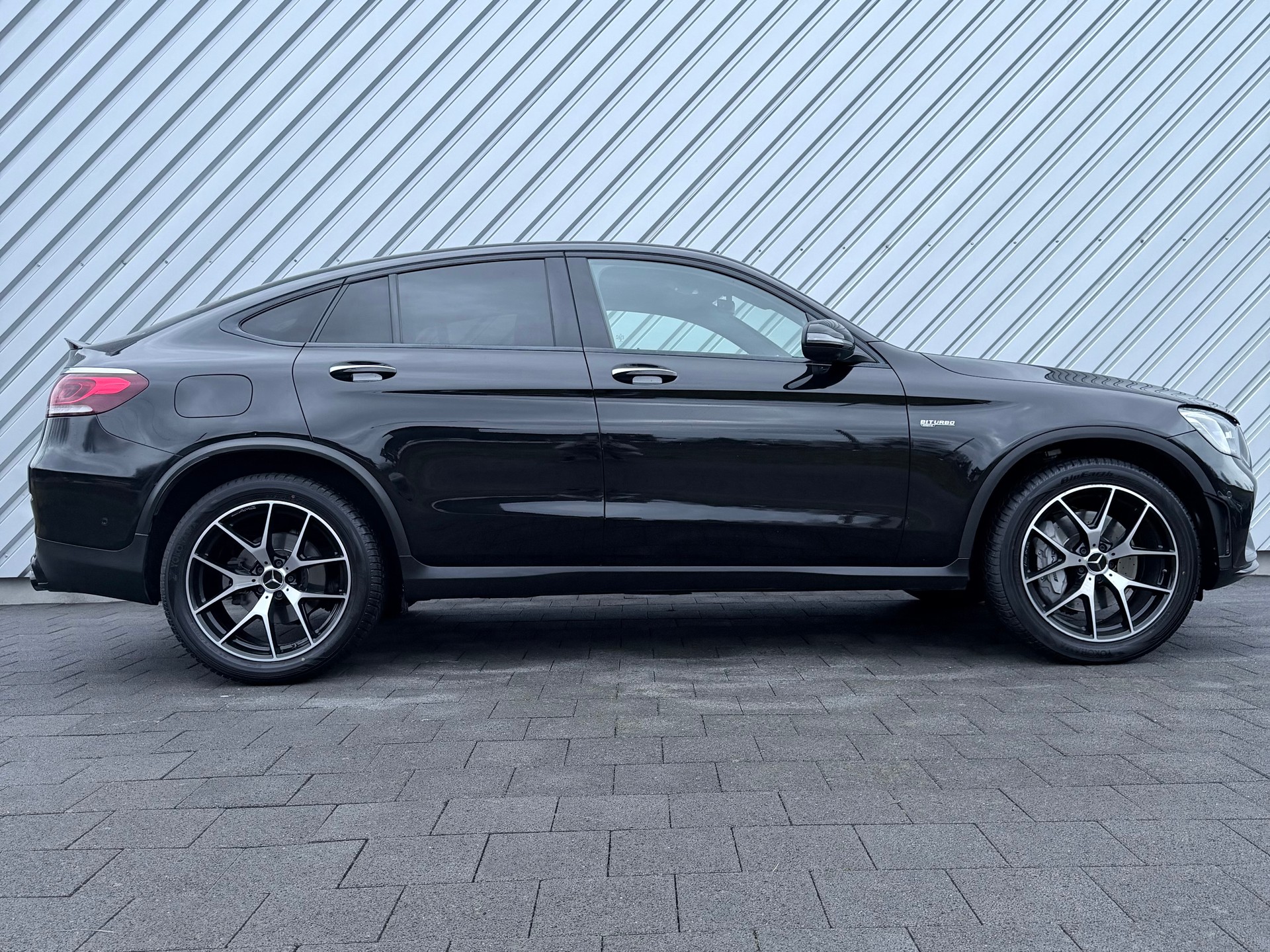 MERCEDES-BENZ GLC Coupé 43 AMG 4Matic 9G-Tronic-showroom-element-1