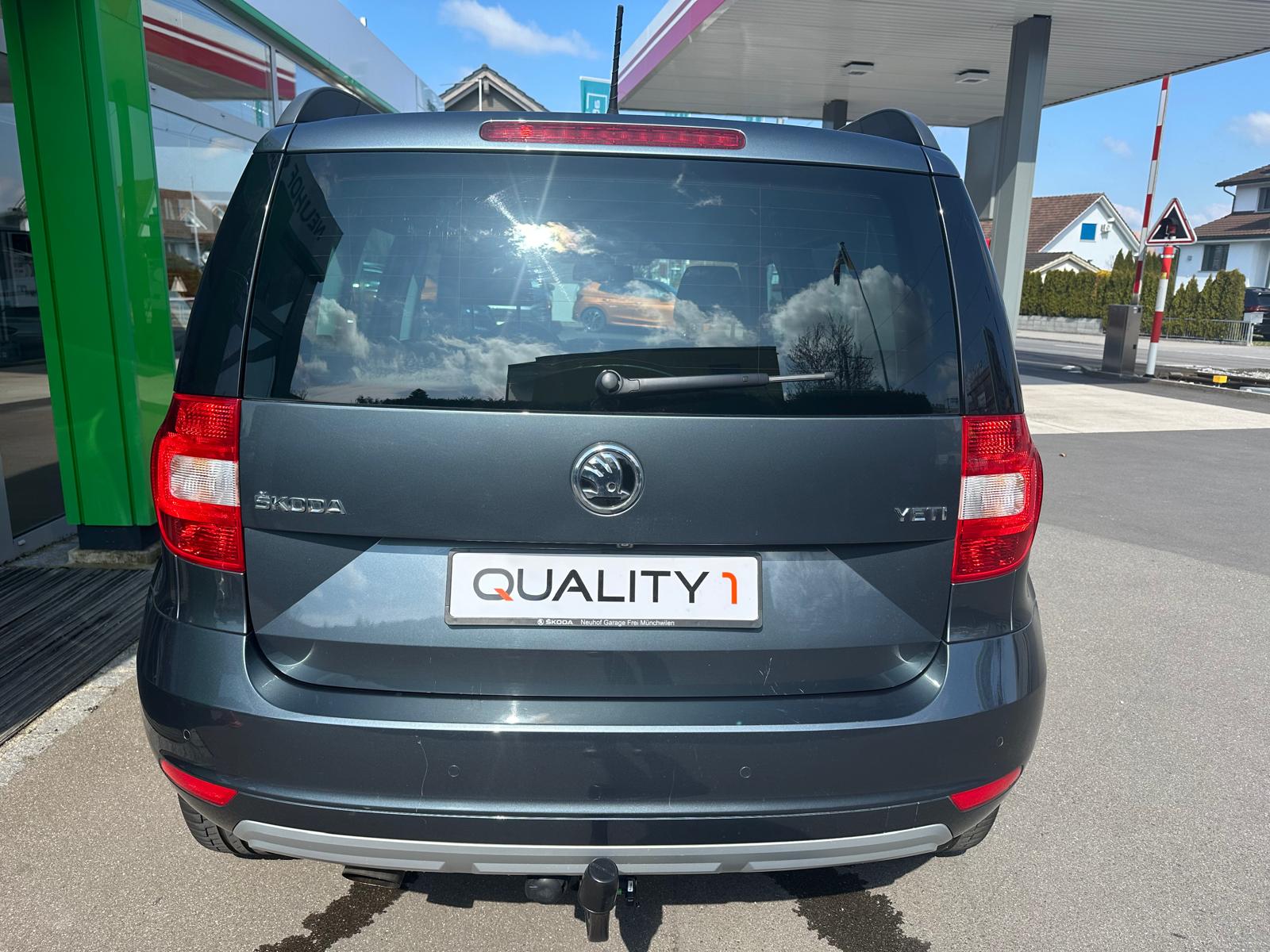 SKODA Yeti 1.2 TSI Ambition 4x2 DSG-image-7