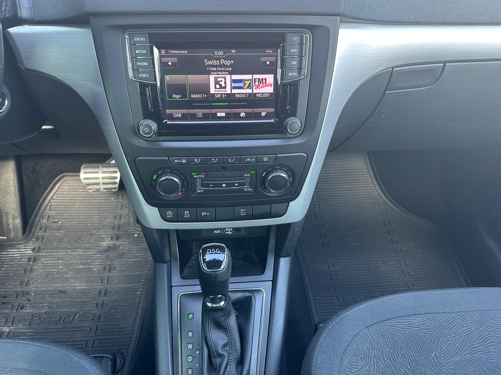 SKODA Yeti 1.2 TSI Ambition 4x2 DSG-image-18