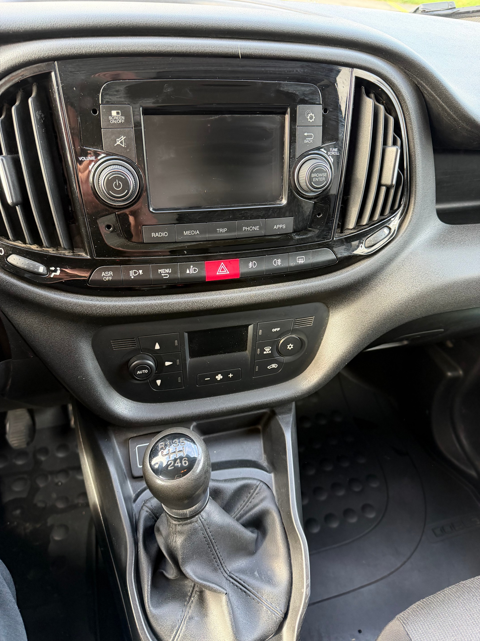 FIAT Doblò 2.0 Maxi Kühltransporter für Fleisch und Catering-image-9