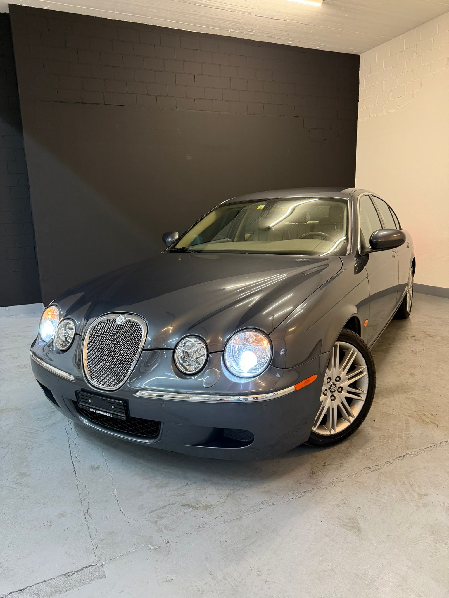 JAGUAR S-Type 2.7d V6 Anniversary Automatic ***CH-Fahrzeug***-showroom-element-2