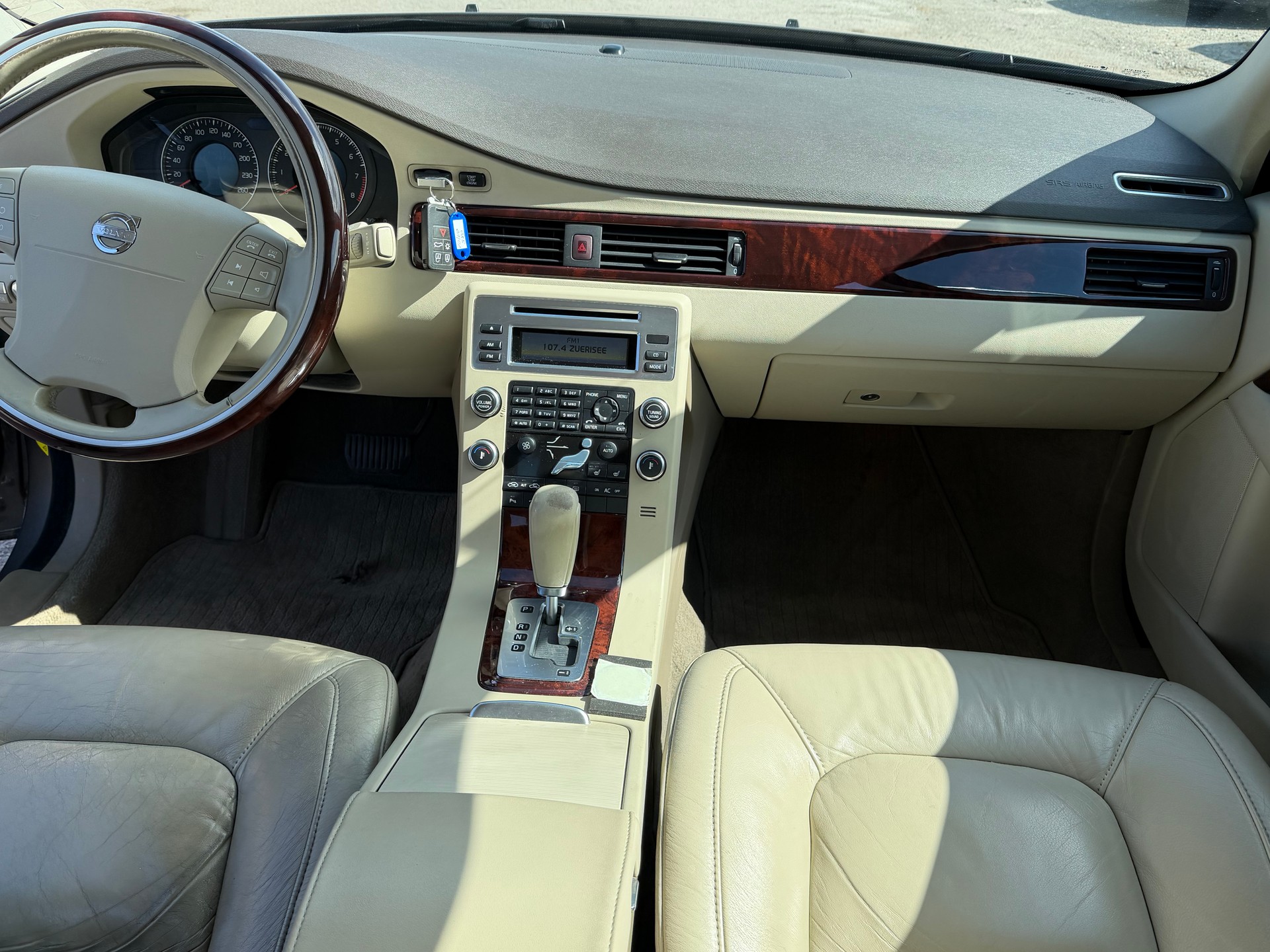 VOLVO S80 3.2 AWD Executive Geartronic-image-14