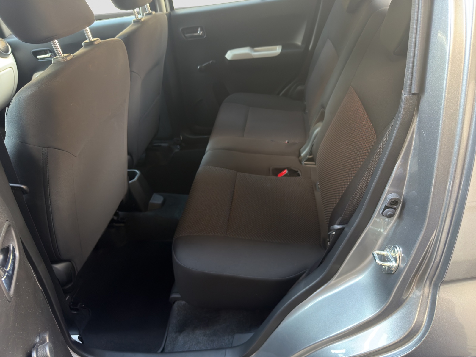 SUZUKI Ignis 1.2i Compact Top Hybrid 4x4-image-6