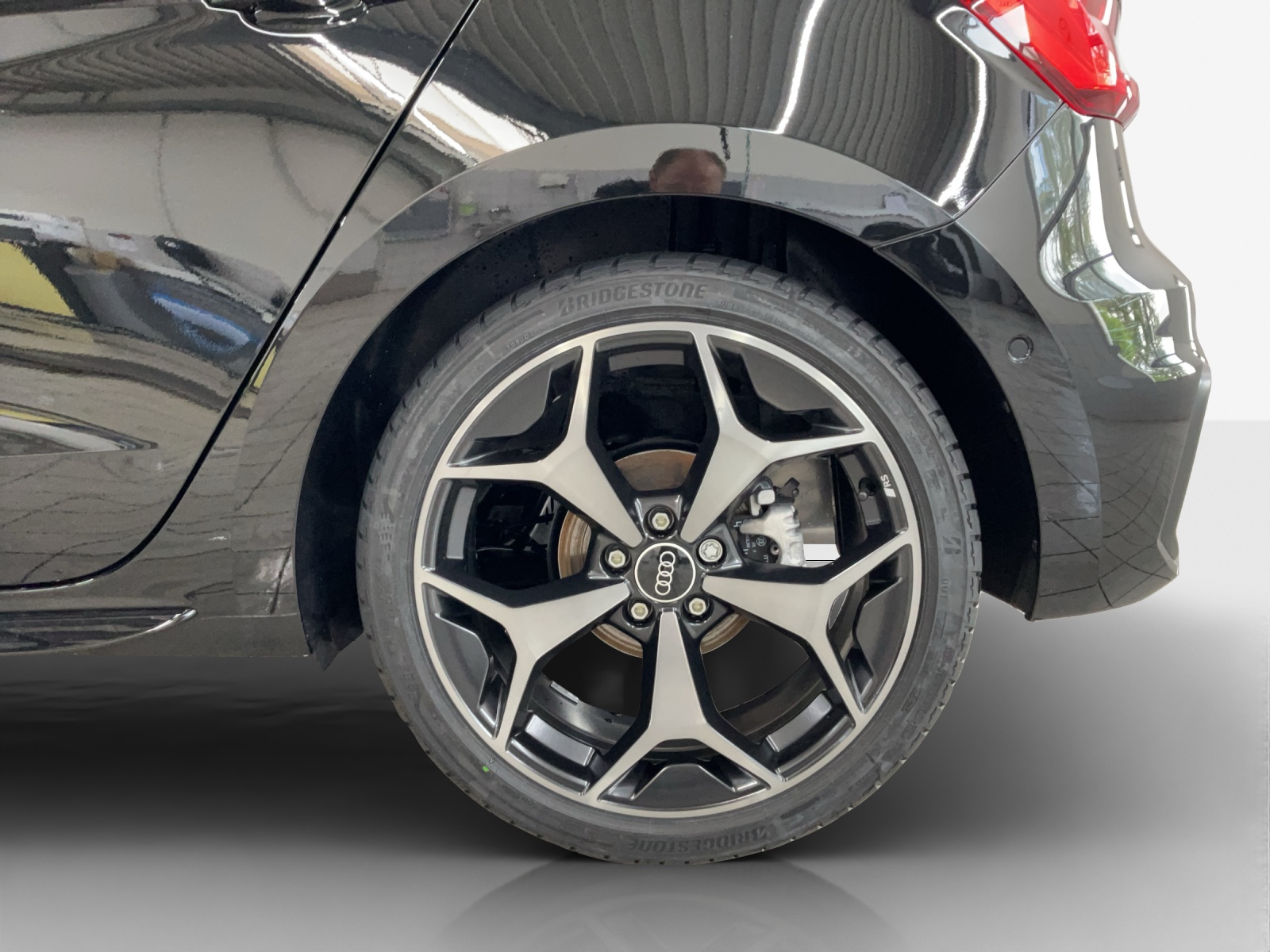 AUDI A1 Sportback 30 TFSI S-tronic-image-13