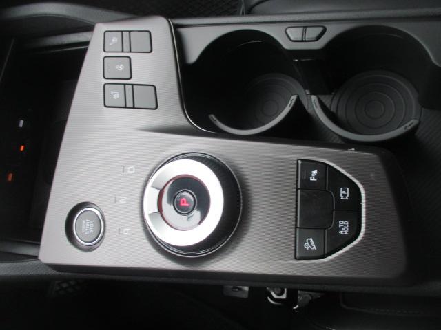 KIA Sportage 1.6 T-GDi Hybrid Black Edition-image-11