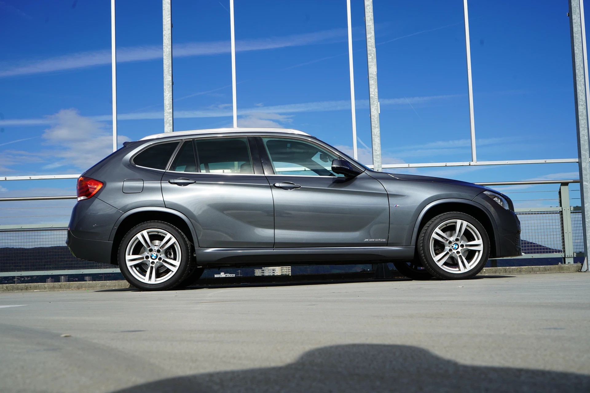 BMW X1 xDRIVE 25d STEPTRONIC M SPORT PLUS l 218 PS-showroom-element-2